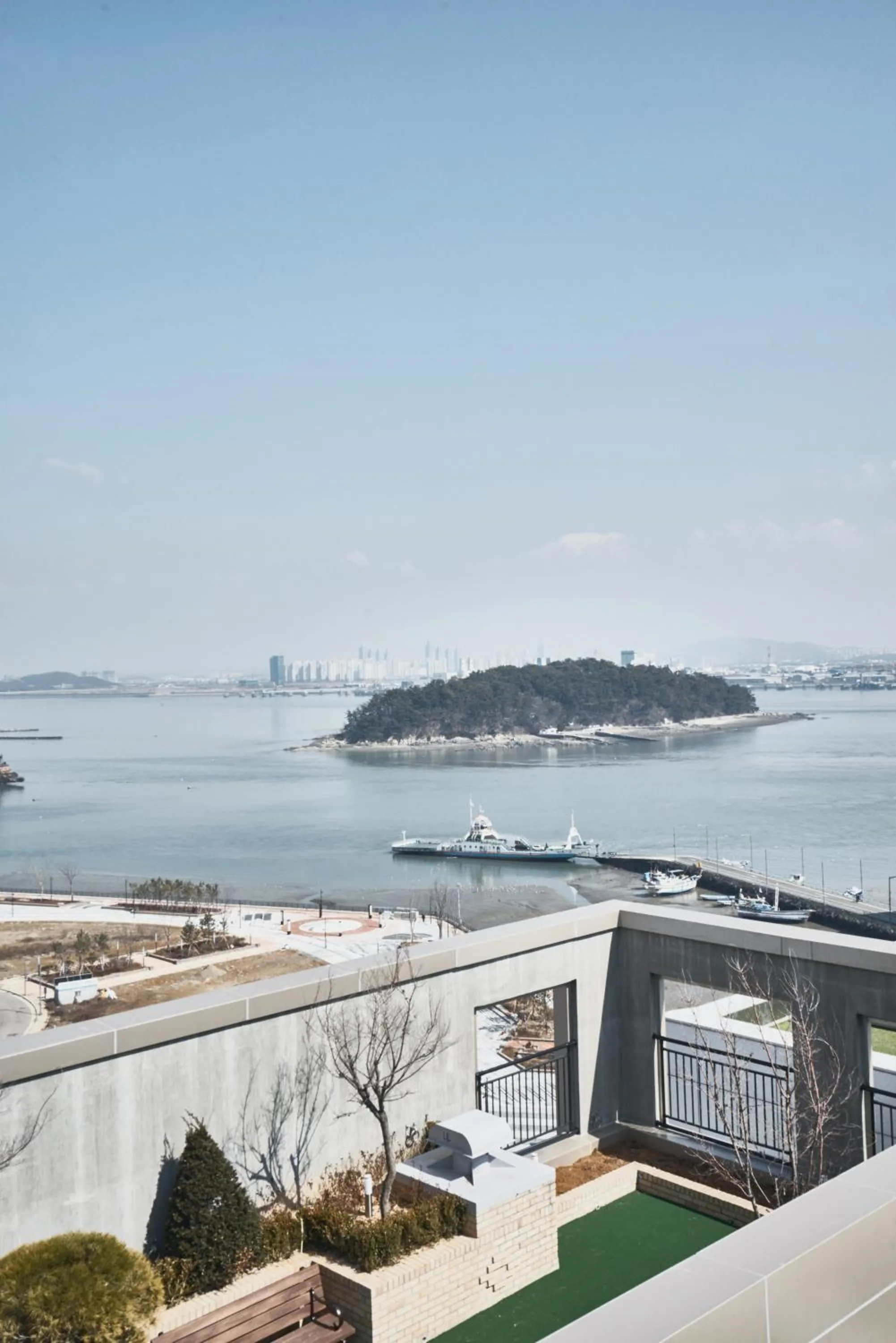 Sea view in Royal Emporium Incheon Airport