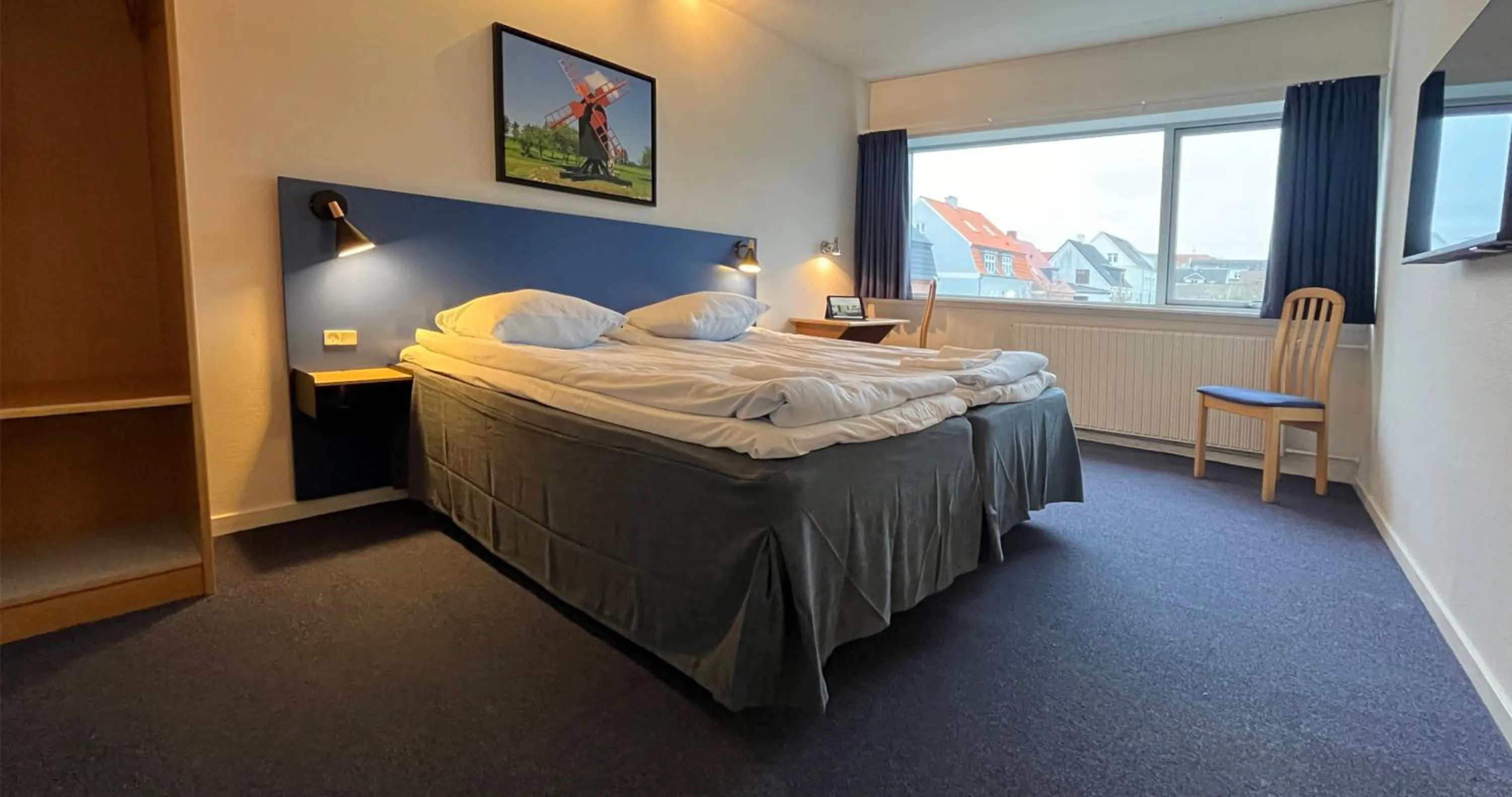 Bathroom, Bed in BB-Hotel Frederikshavn Turisthotellet