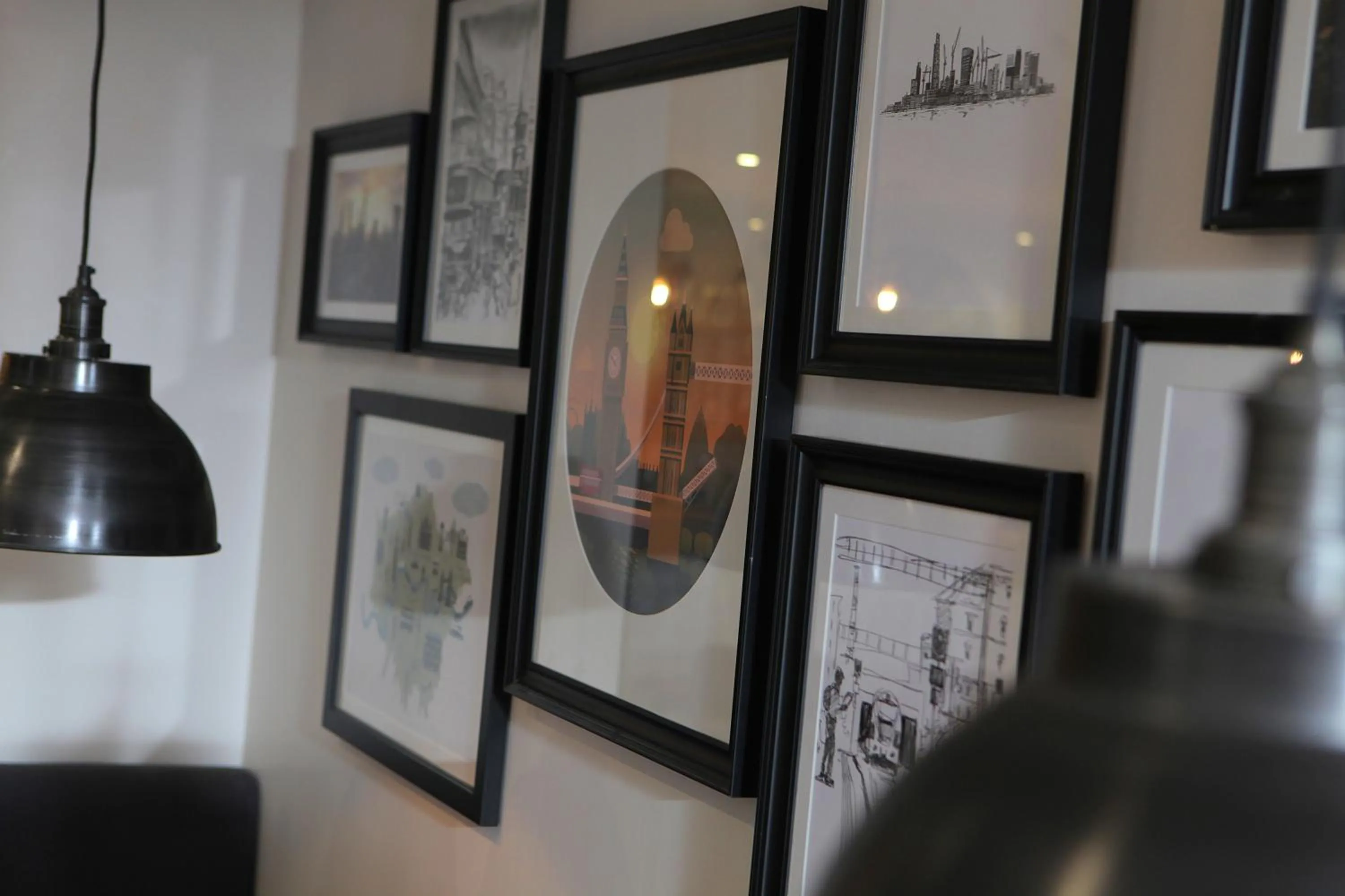 Decorative detail in Best Western White House Hotel