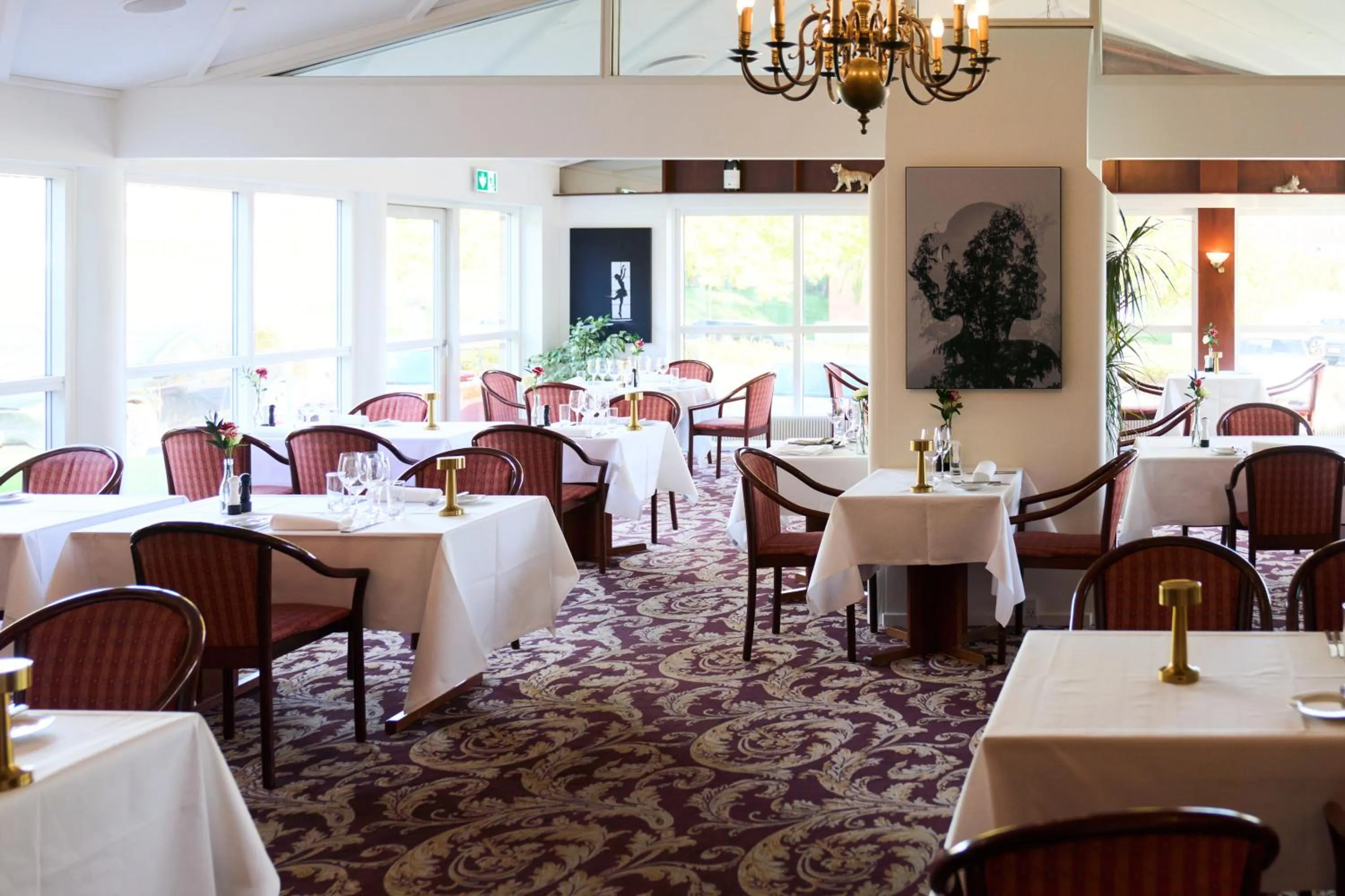 Restaurant/places to eat in Montra Odder Parkhotel