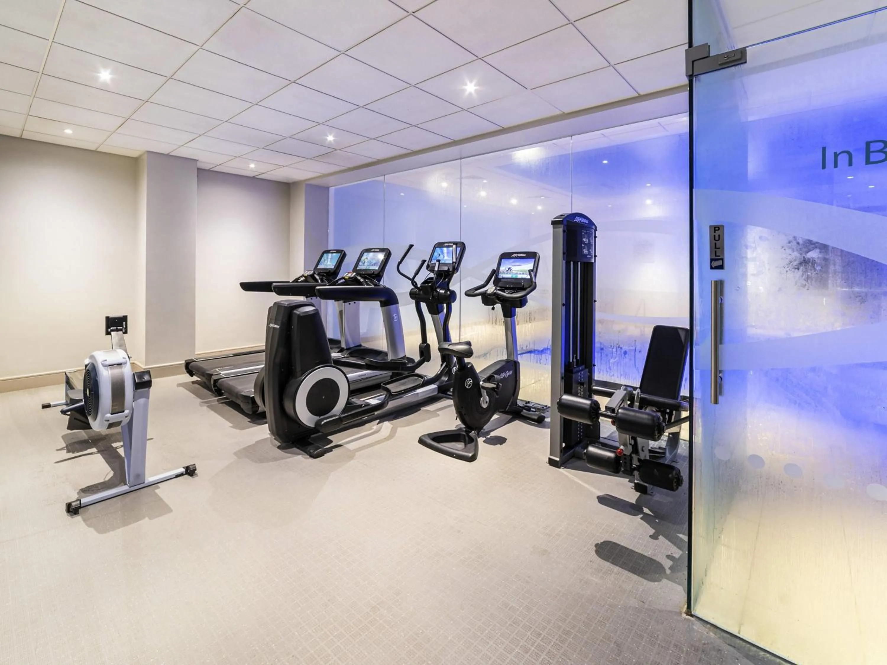 Fitness centre/facilities in Novotel Southampton
