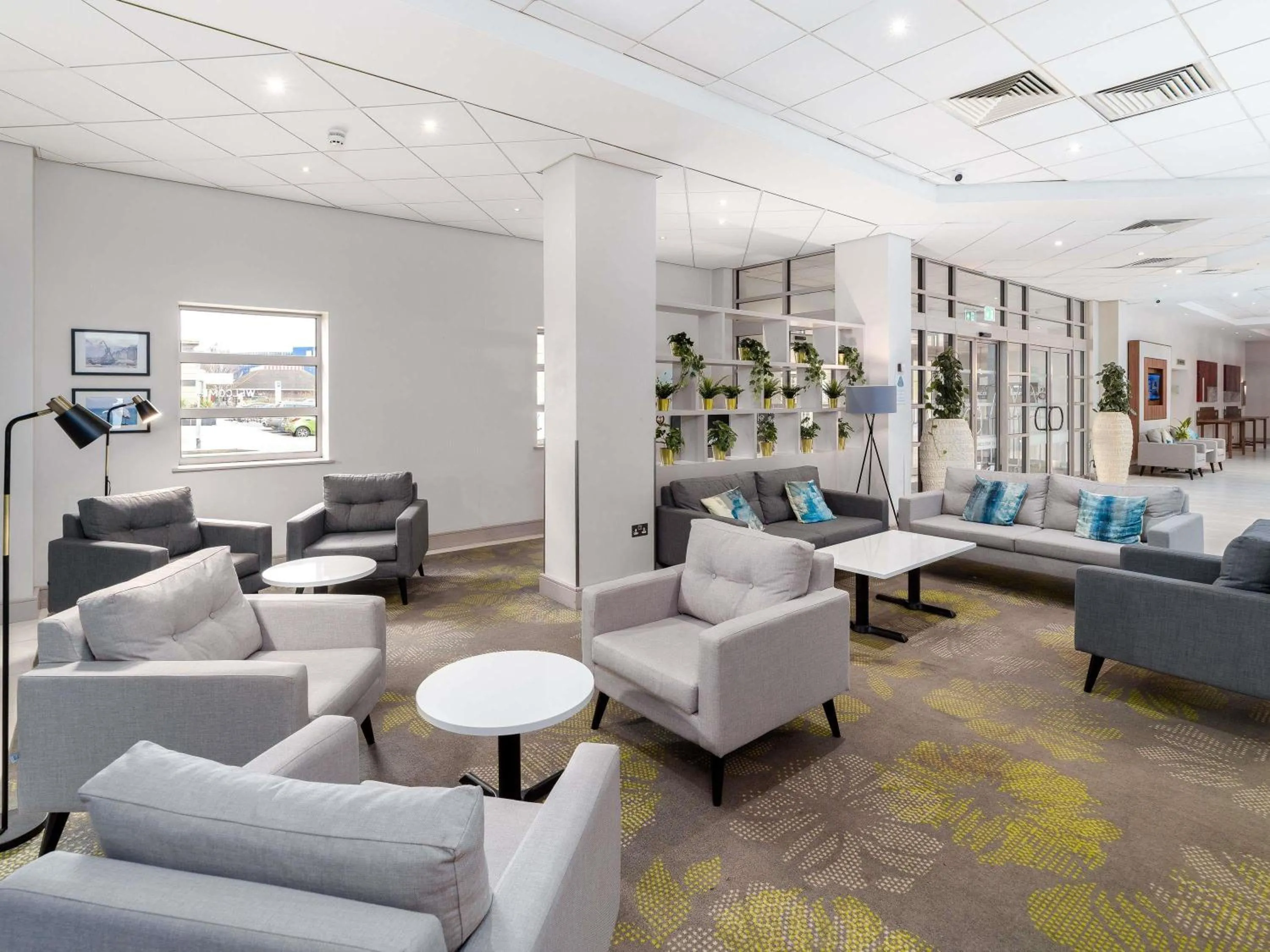 Property building in Novotel Southampton