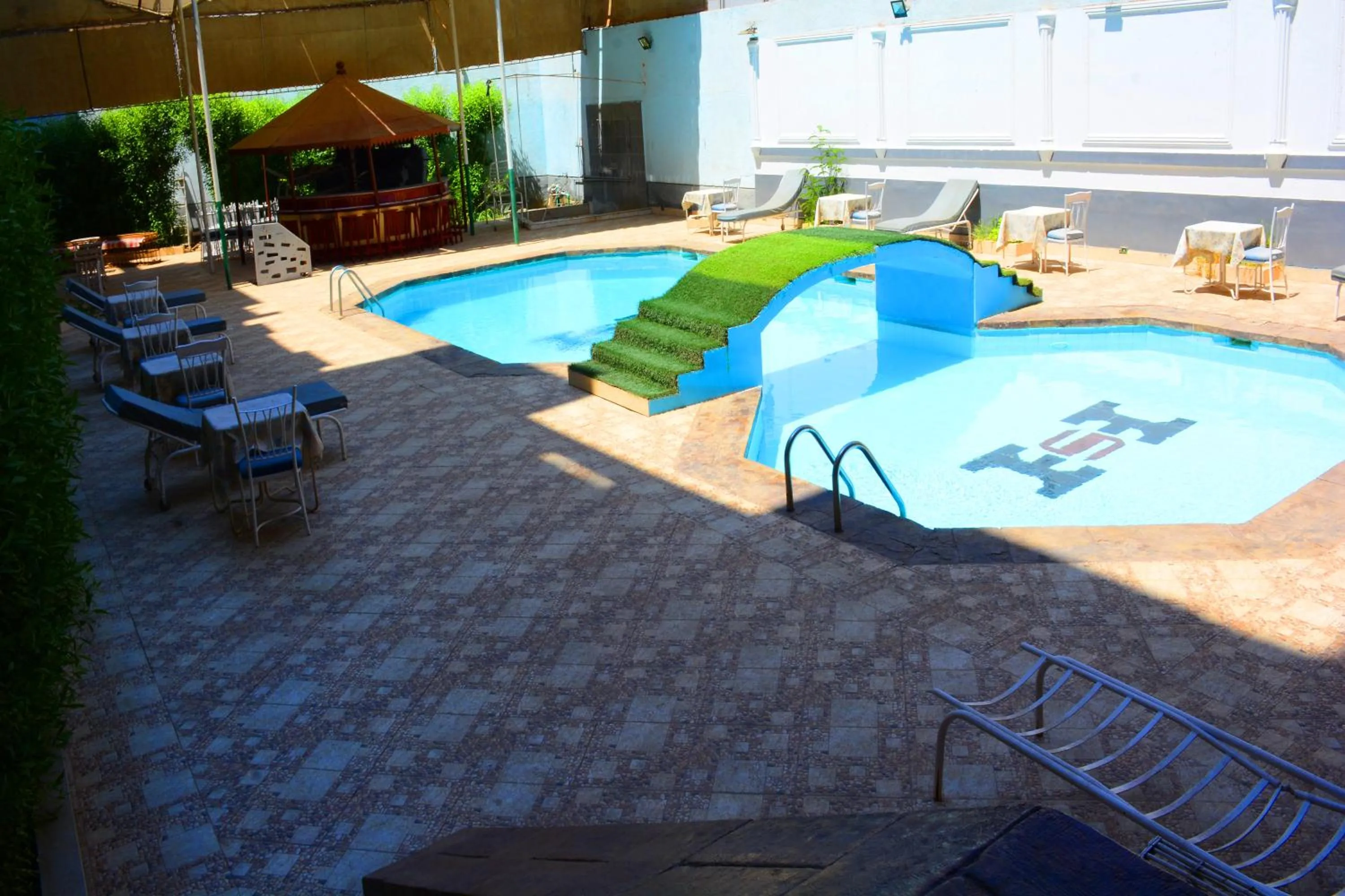 Swimming pool in Shady Hotel Luxor