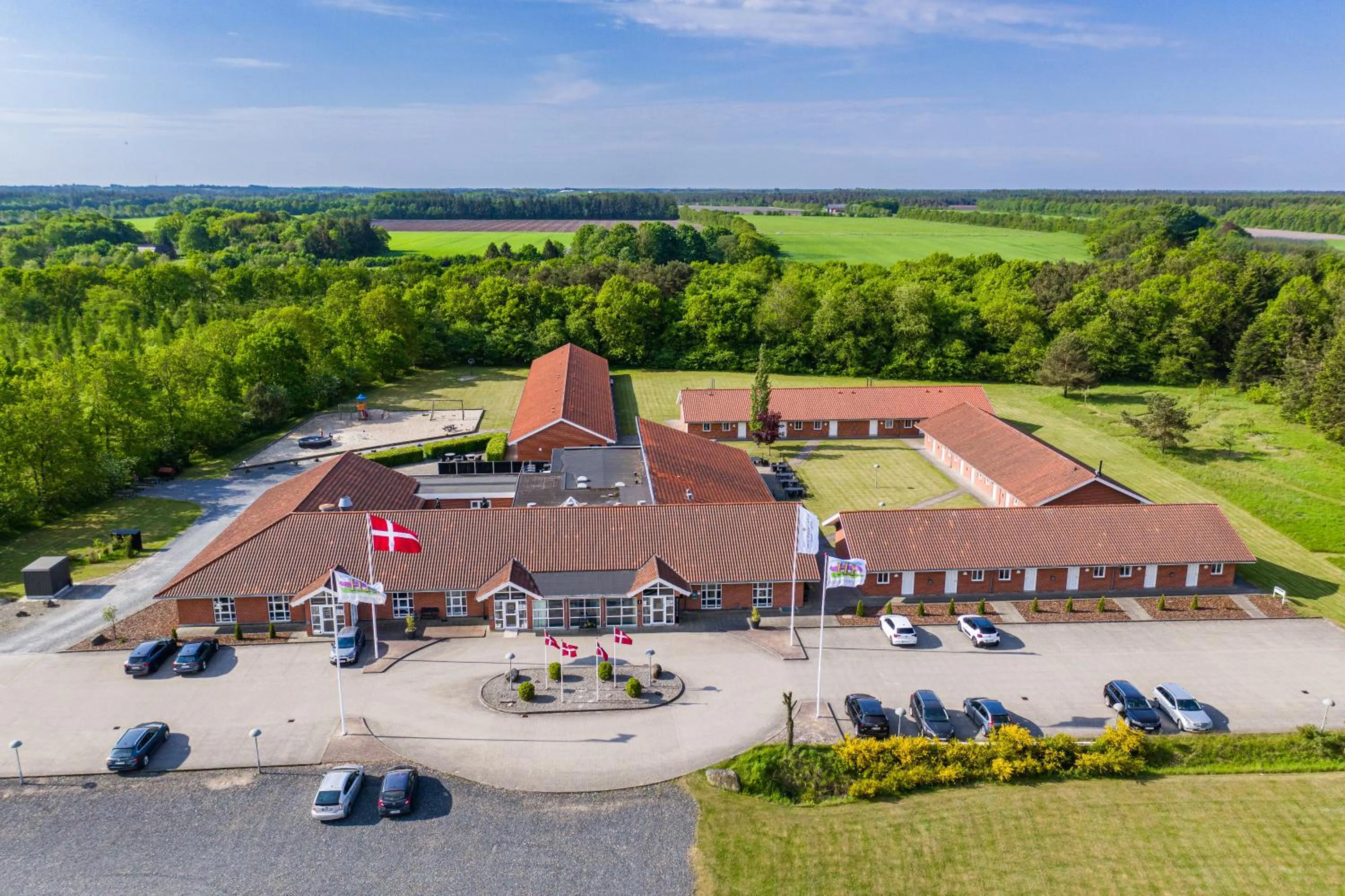 Property building in Hotel Hedemarken
