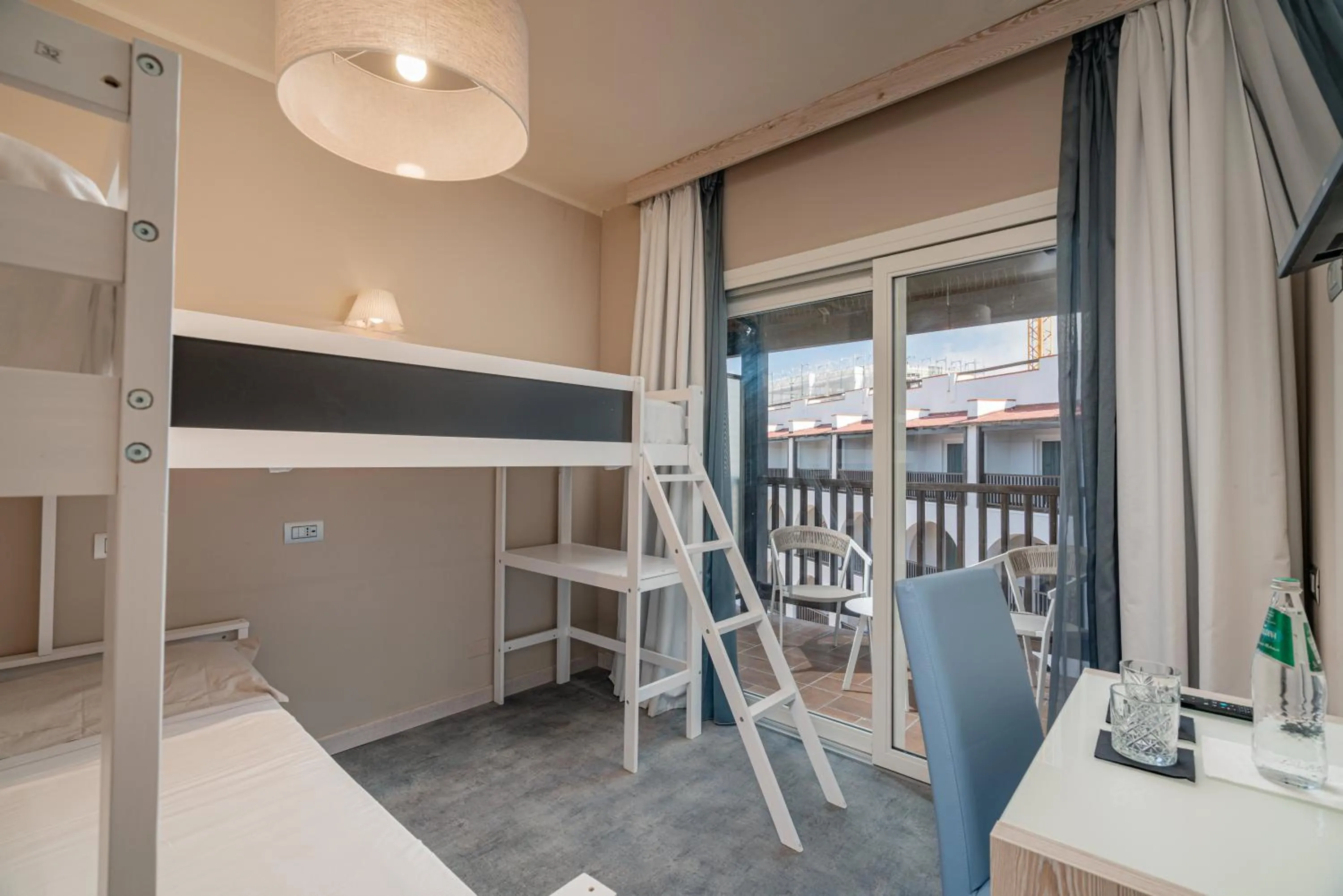 Bedroom in Hotel Calabona