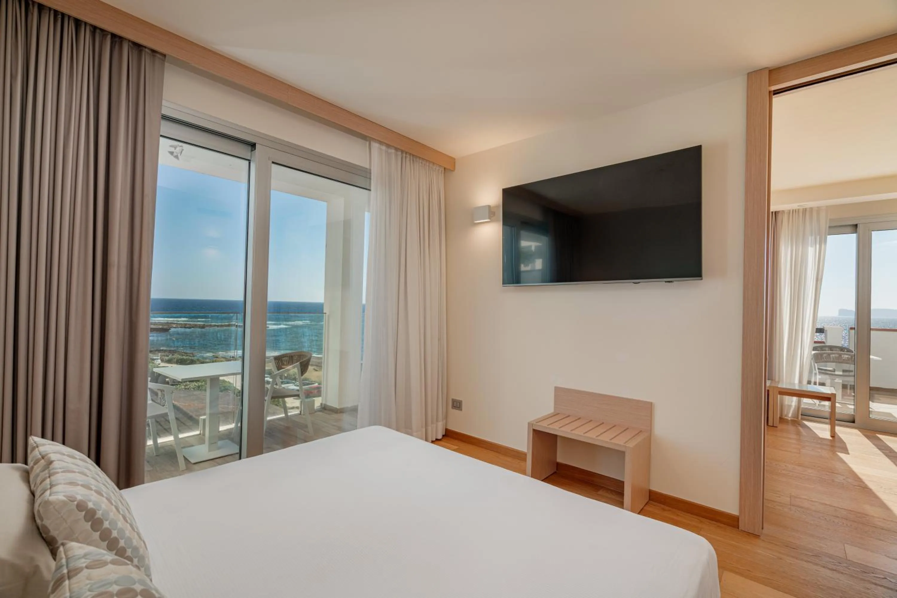 Bedroom, Bed in Hotel Calabona