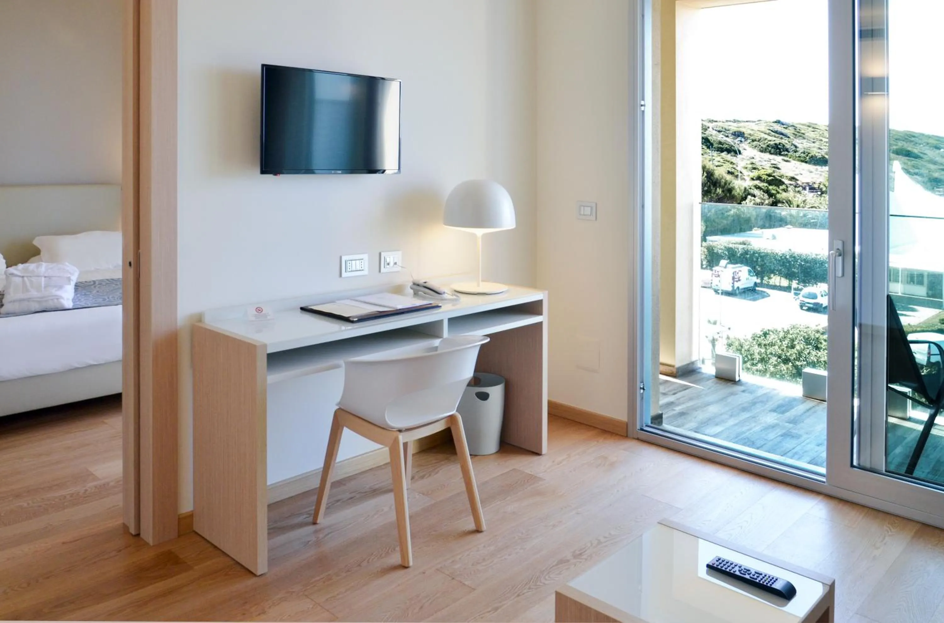 TV and multimedia, Bed in Hotel Calabona