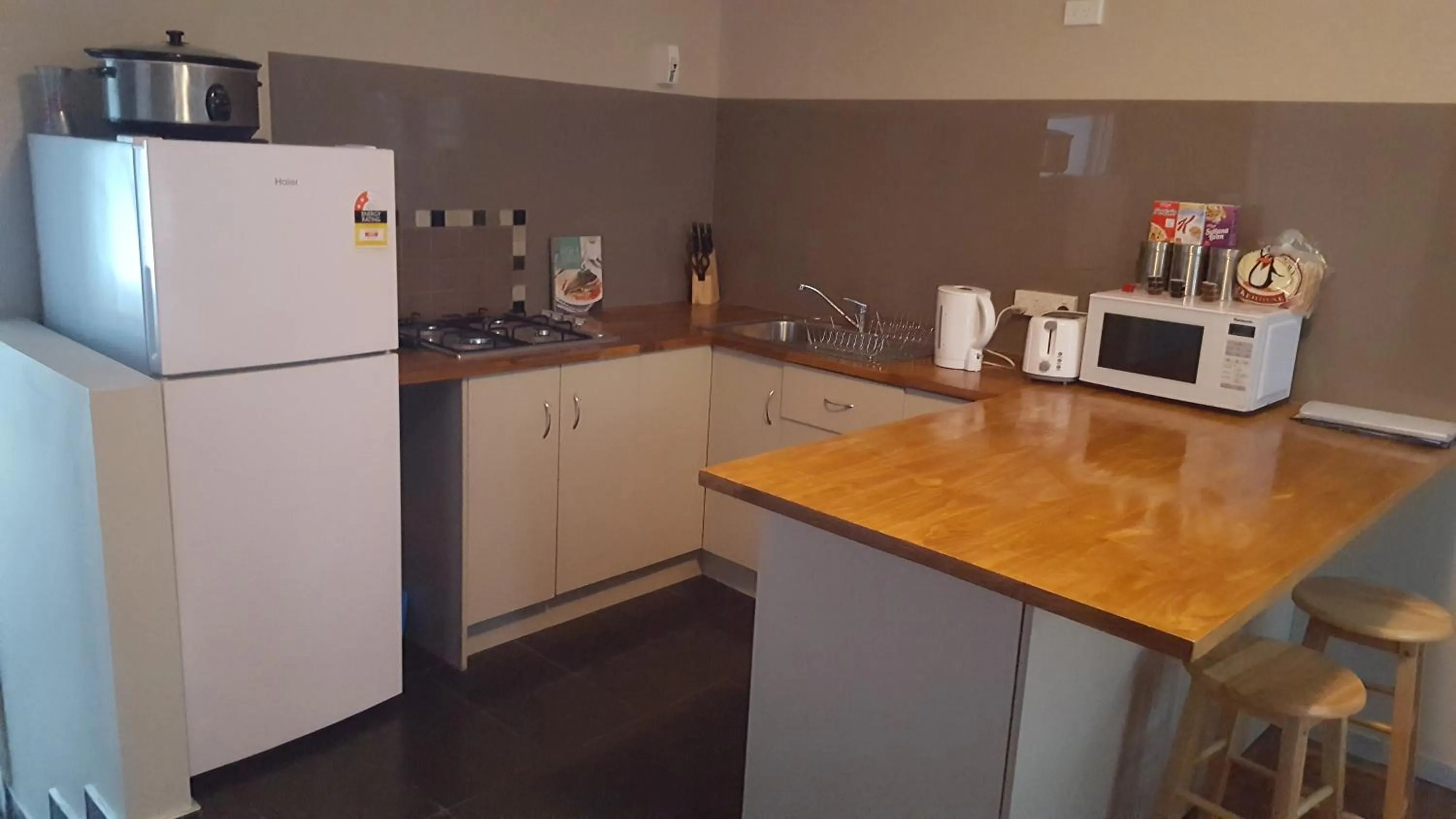 Kitchen or kitchenette in Cradle Alpine Retreat