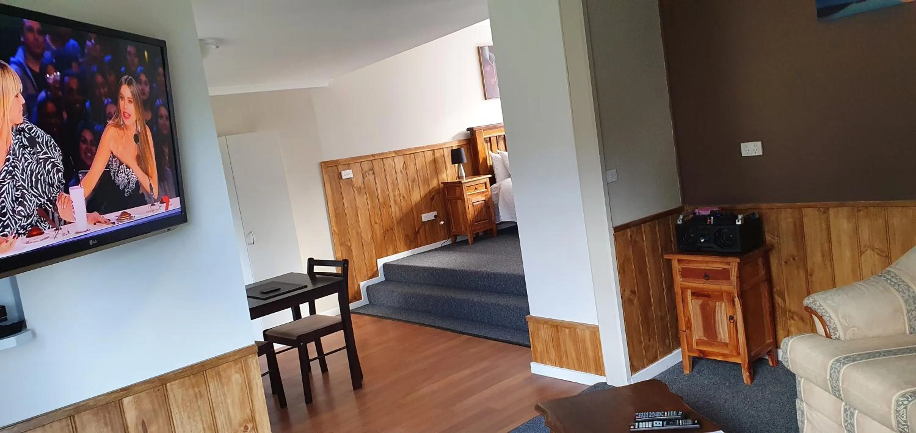 TV and multimedia in Cradle Alpine Retreat