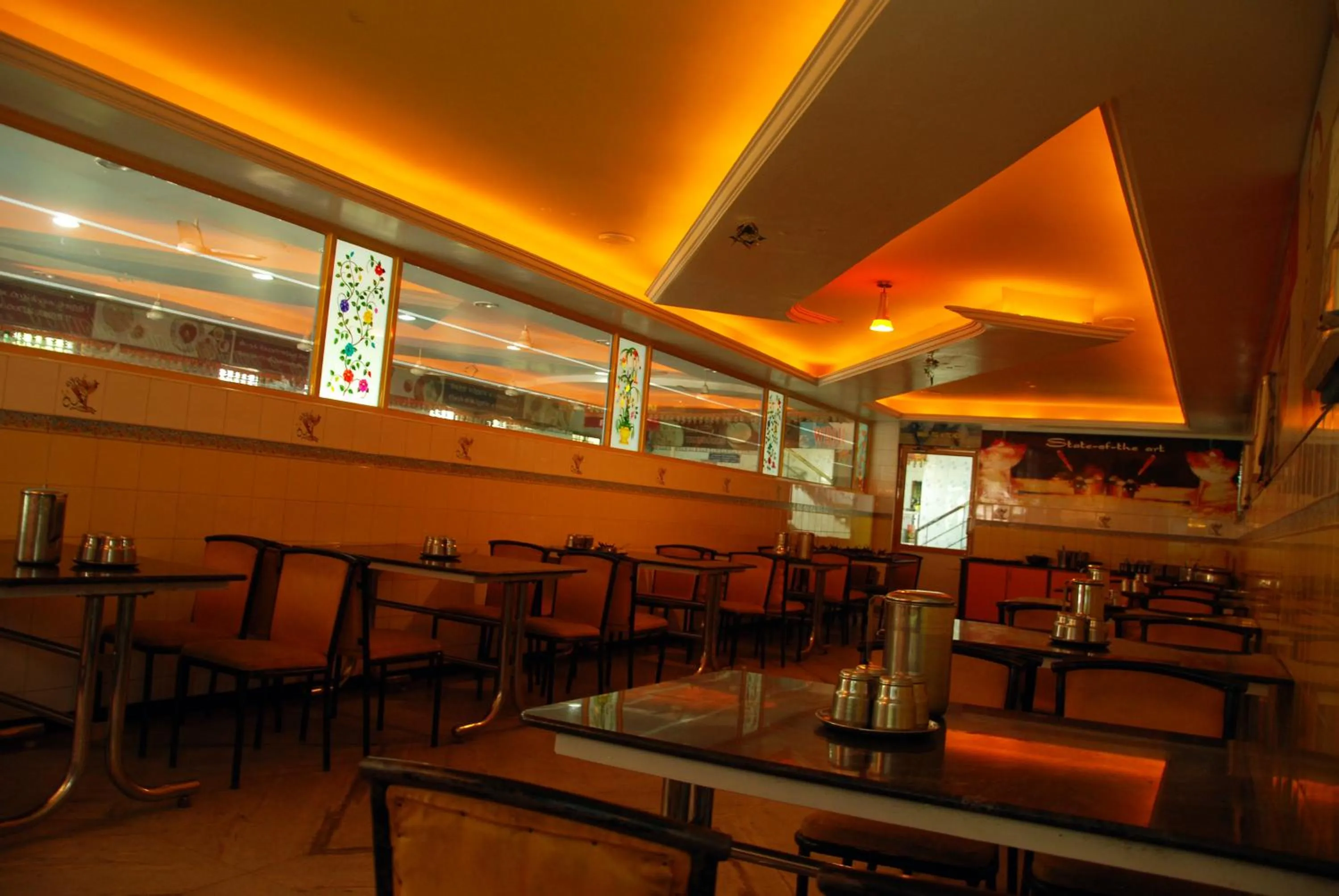 Restaurant/places to eat in Hotel Temple City