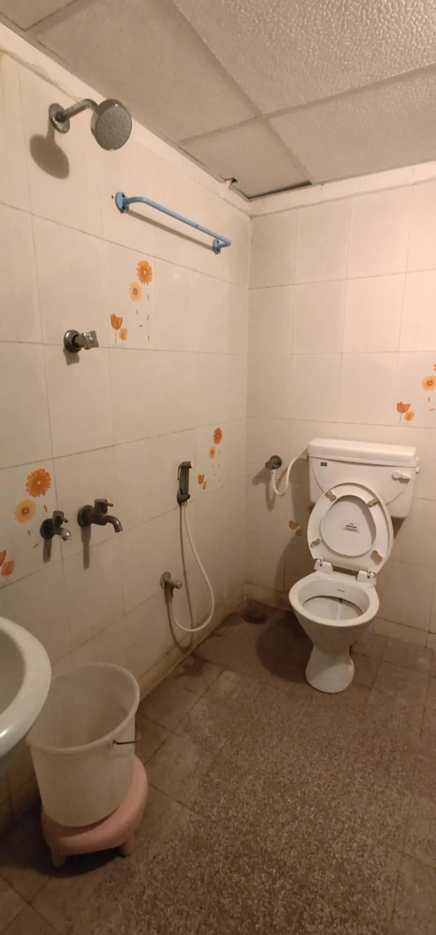 Bathroom in Hotel Temple City