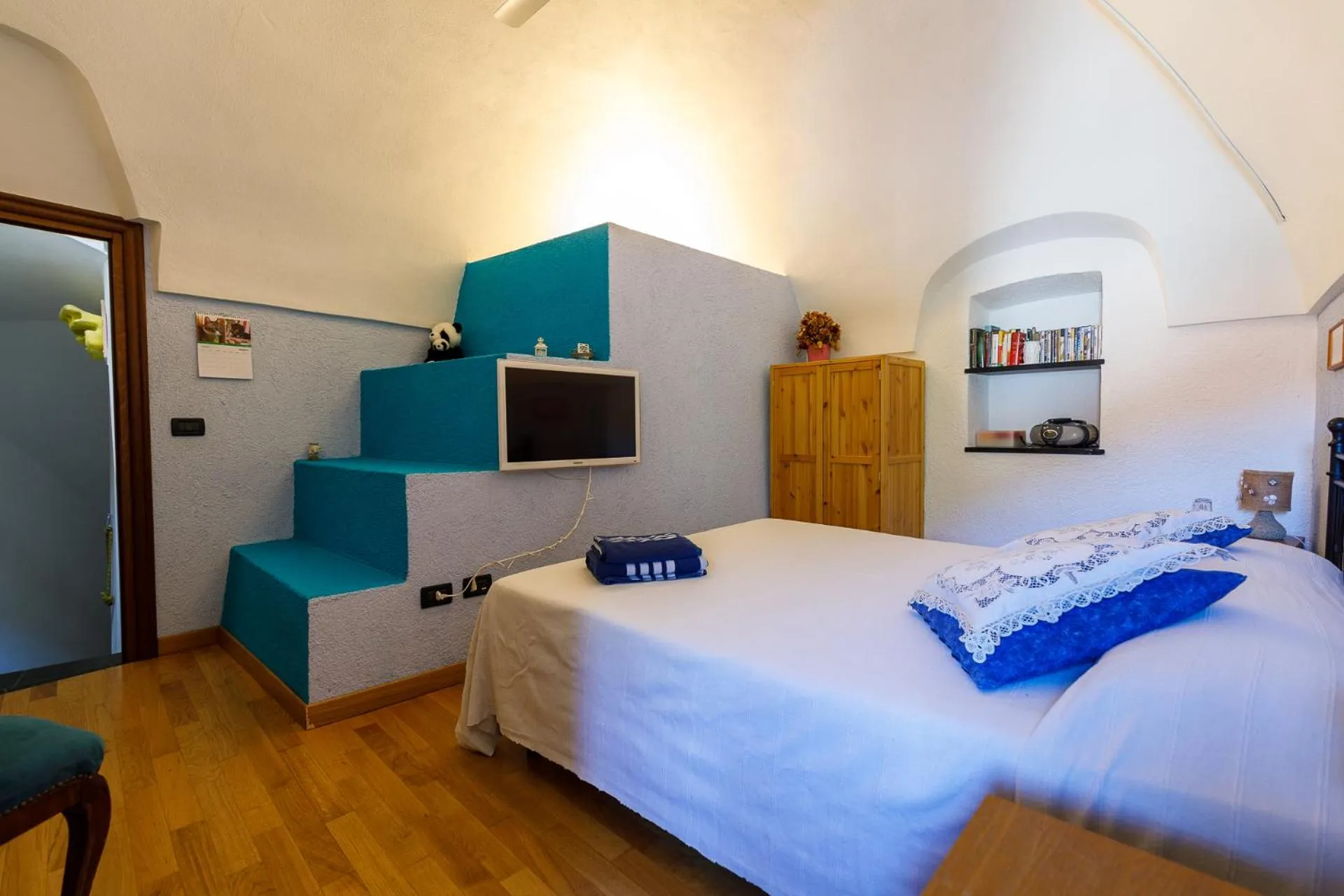 TV and multimedia, Bed in Arvé Castelbianco - B&B e Appartamento