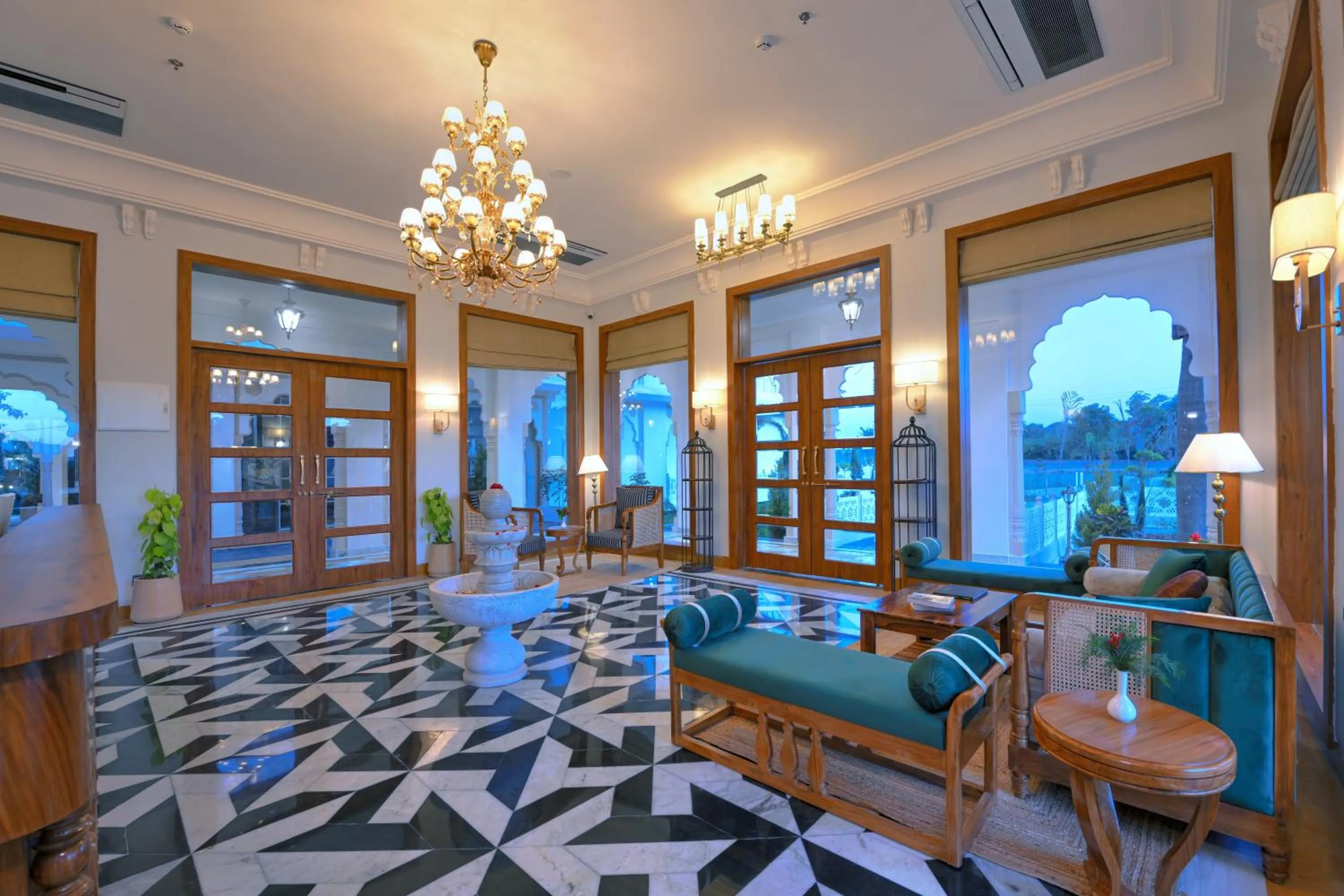 Lobby or reception in Ranthambore Bagh Palace