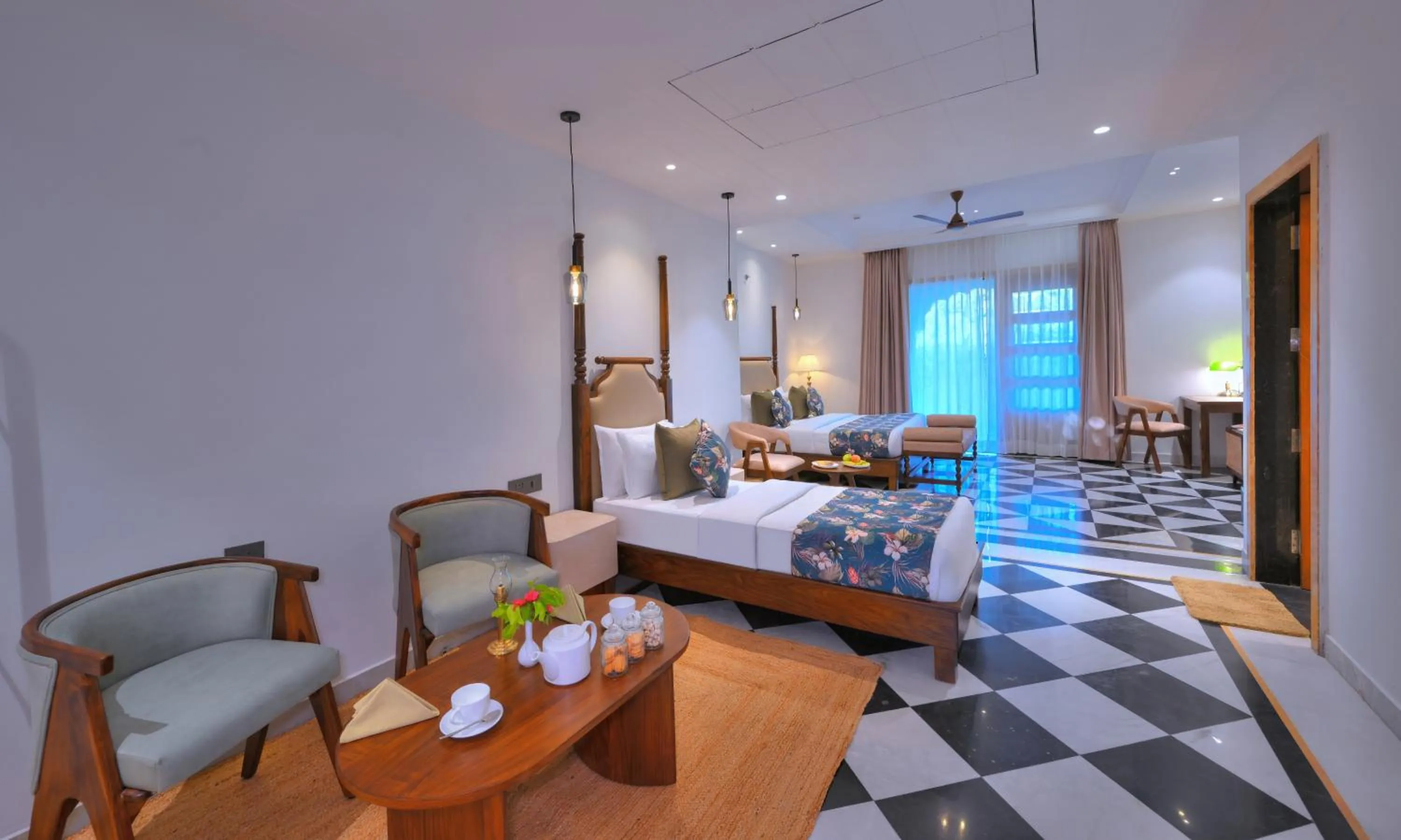 Photo of the whole room, Bed in Ranthambore Bagh Palace