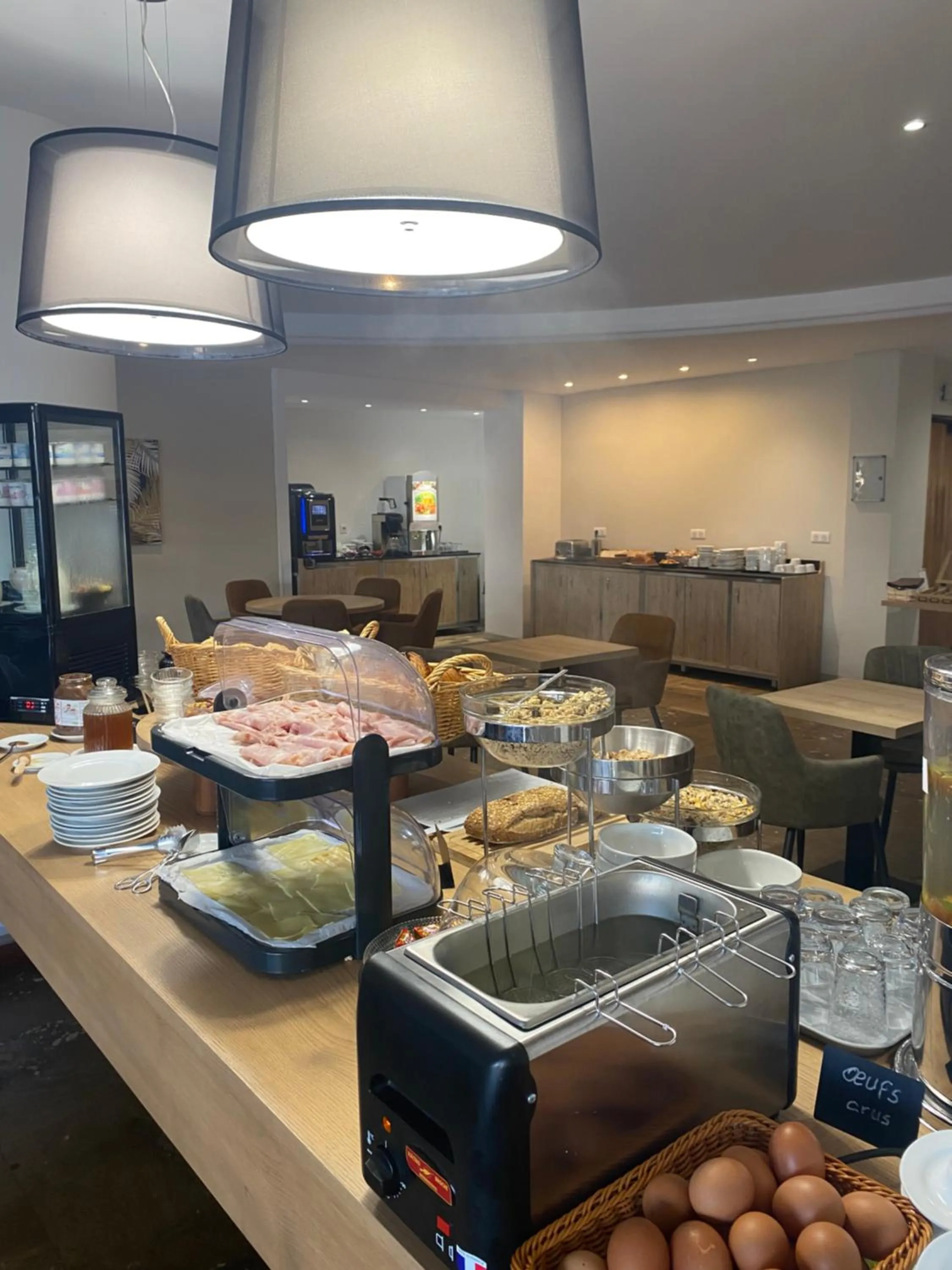 Buffet breakfast in Grand Hôtel De Calvi