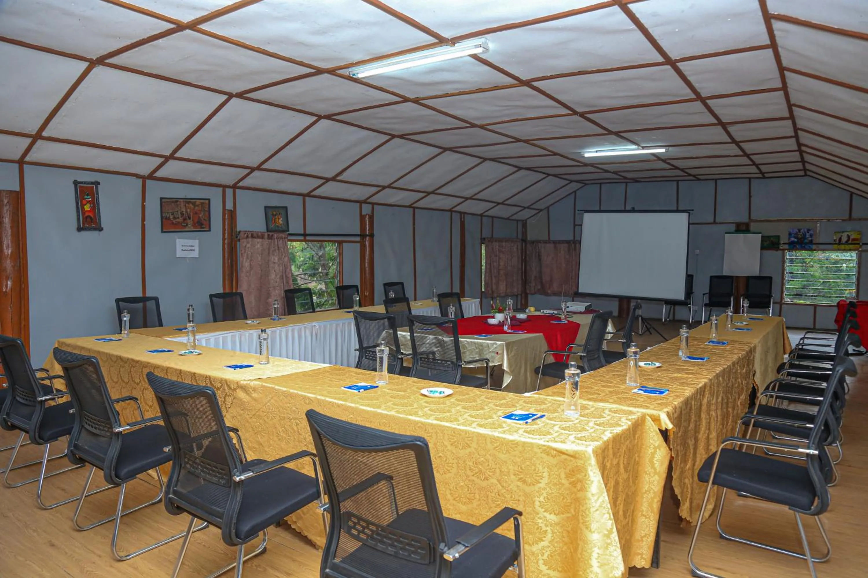 Meeting/conference room in Dovenest Lodge