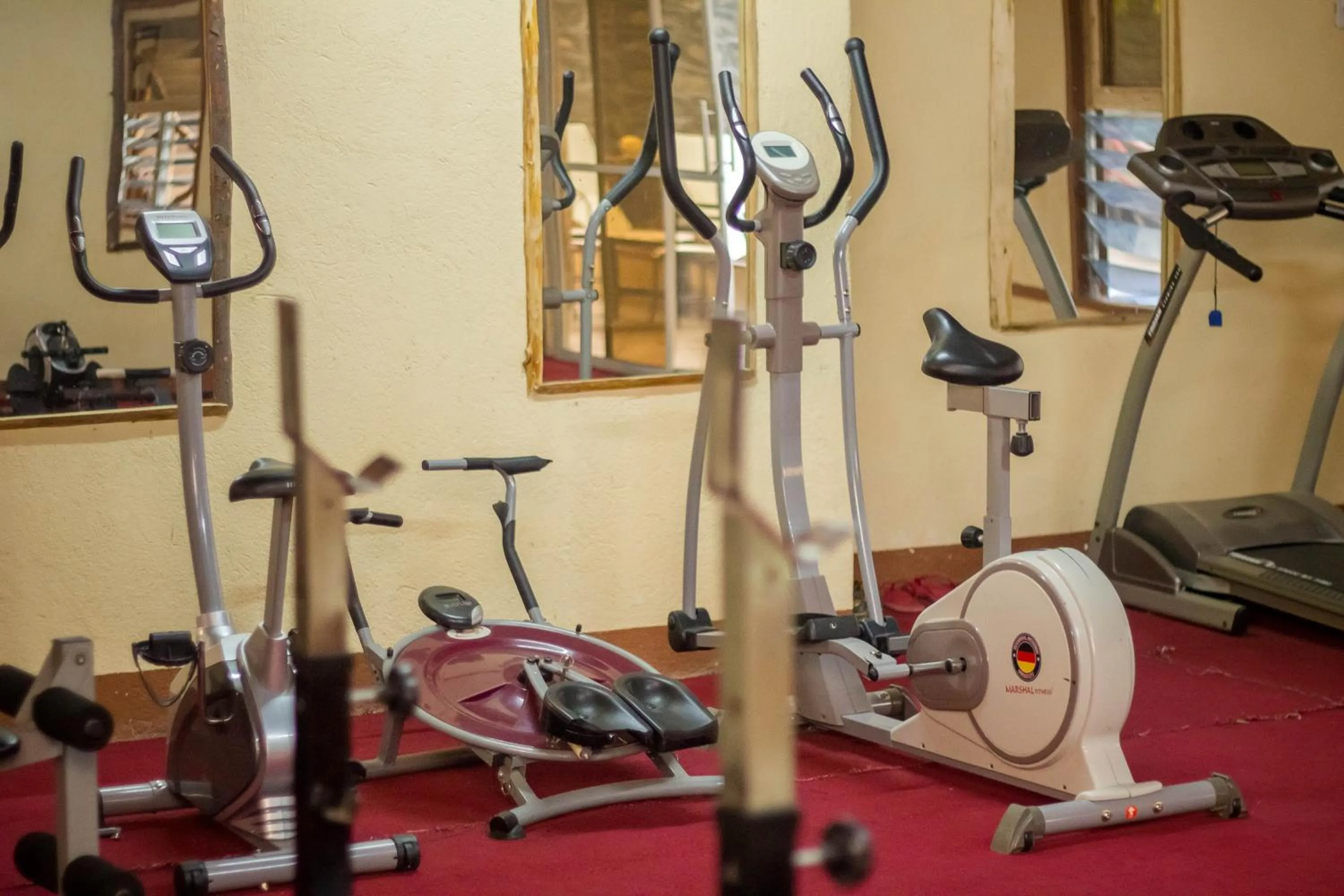 Property building in Dovenest Lodge