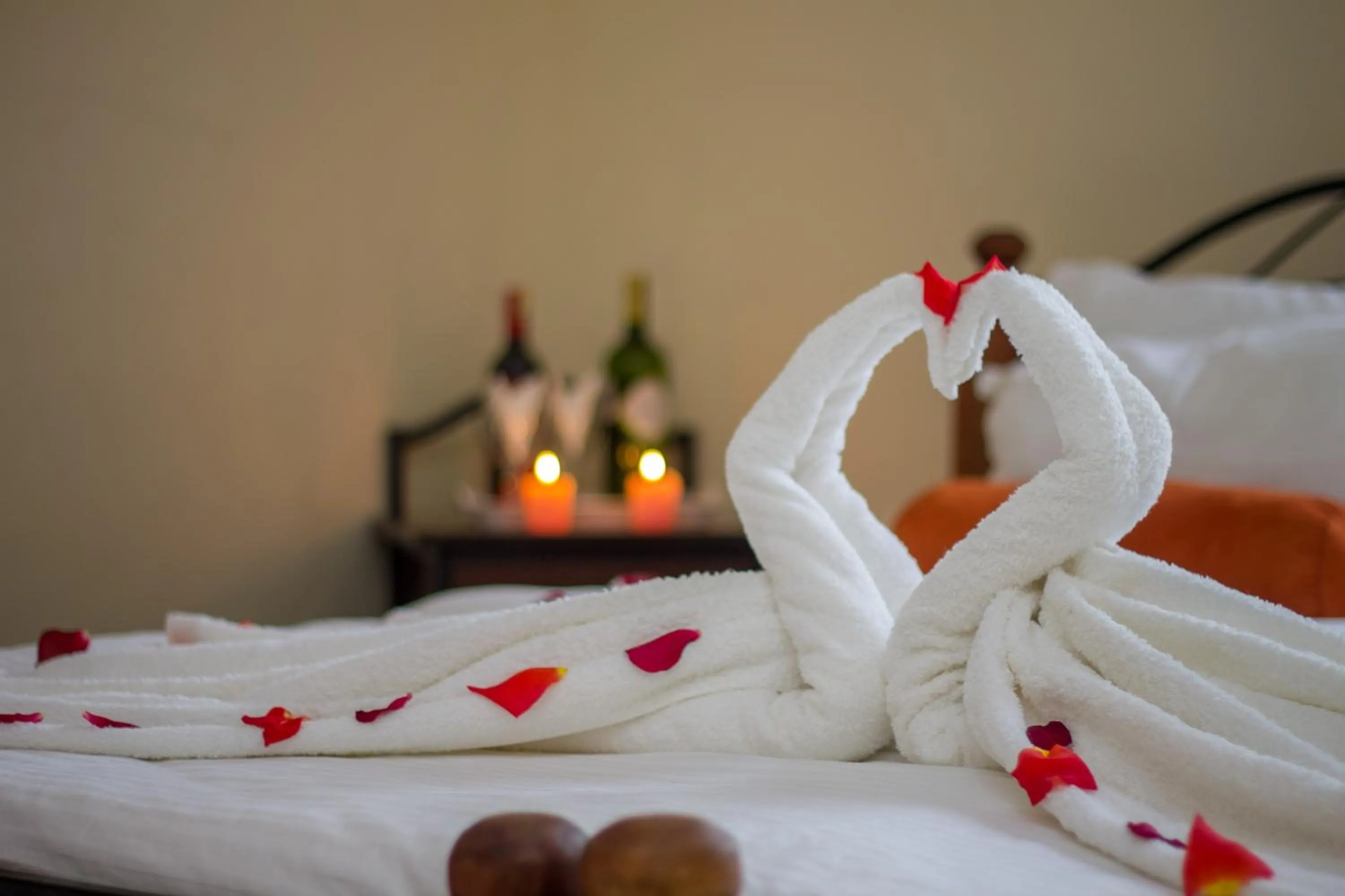 Bed in Dovenest Lodge