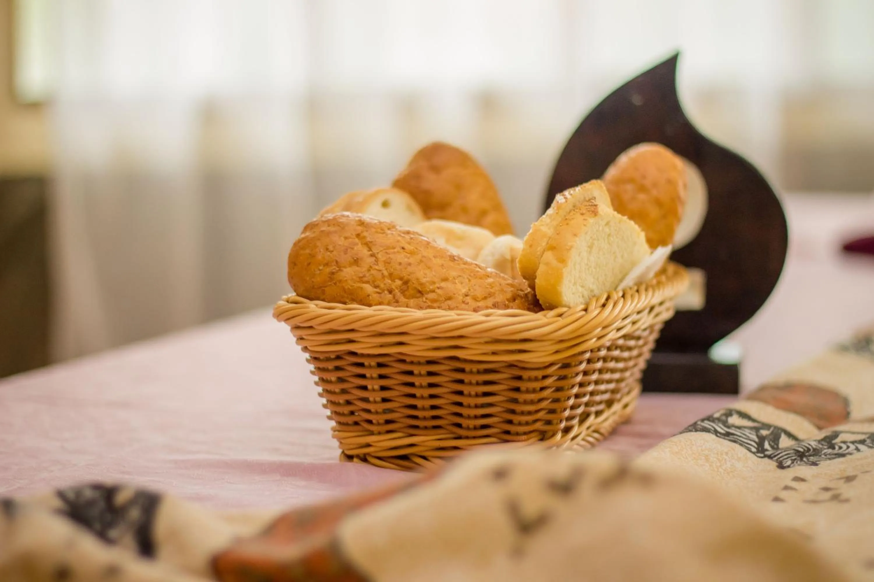 Food in Dovenest Lodge