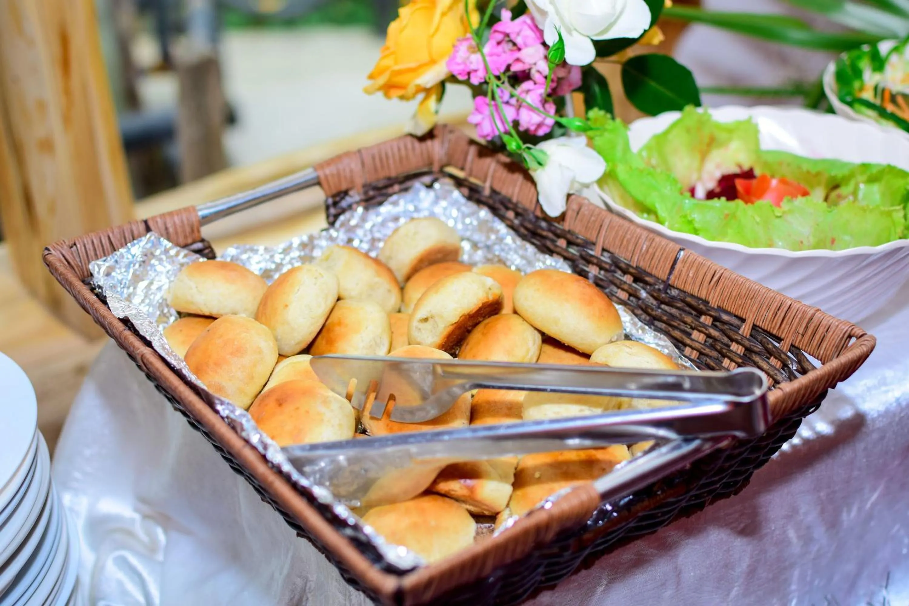 Lunch in Dovenest Lodge