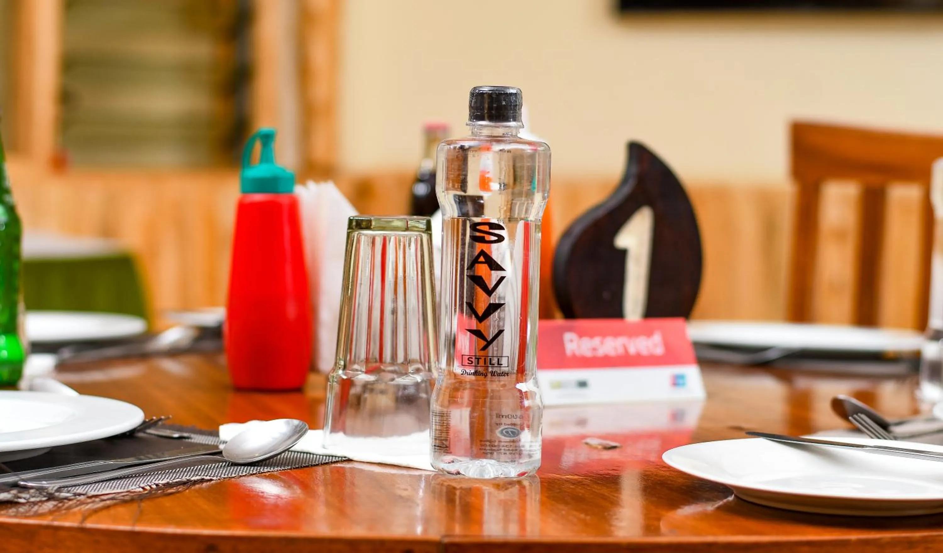 Restaurant/places to eat in Dovenest Lodge