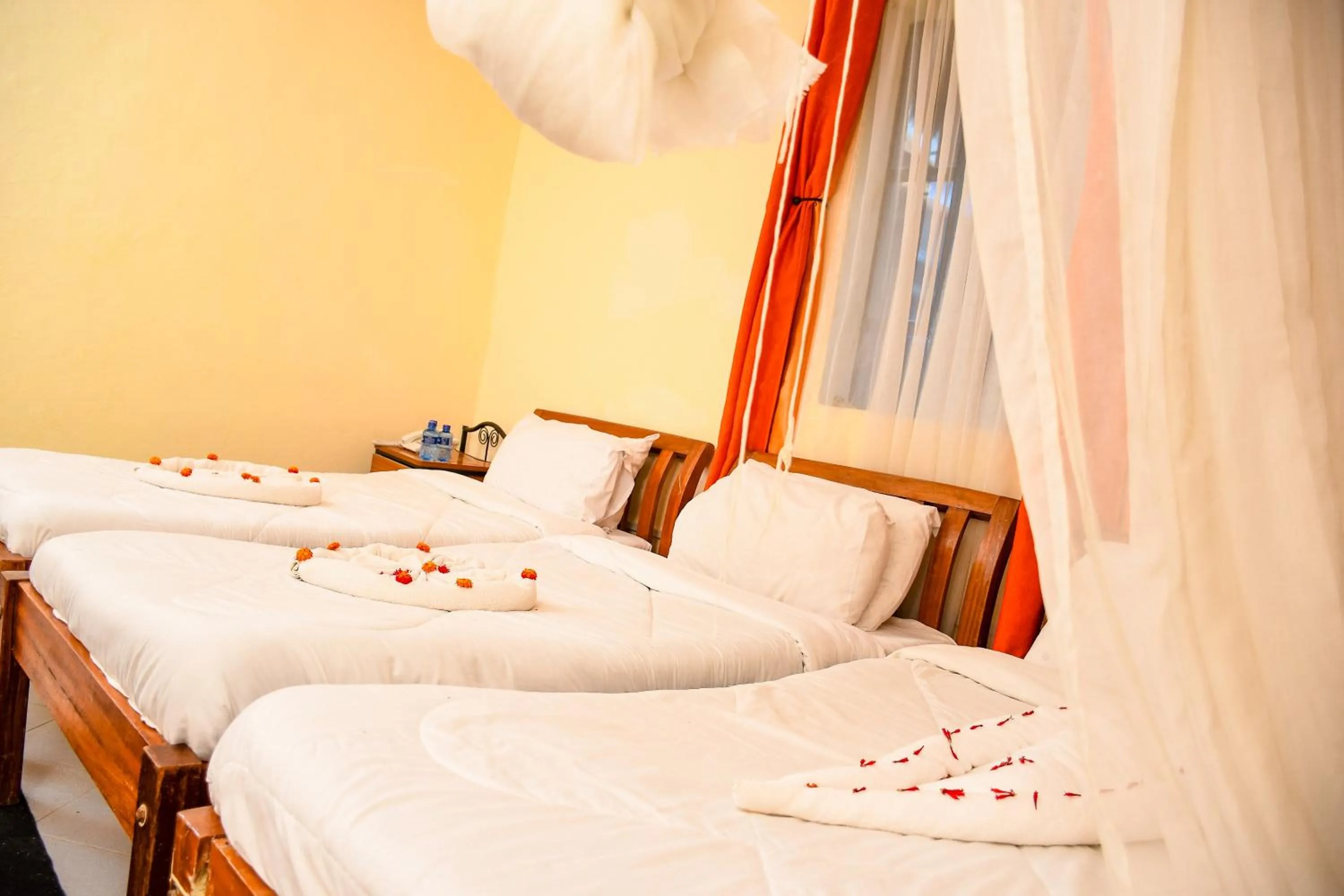 Bed in Dovenest Lodge