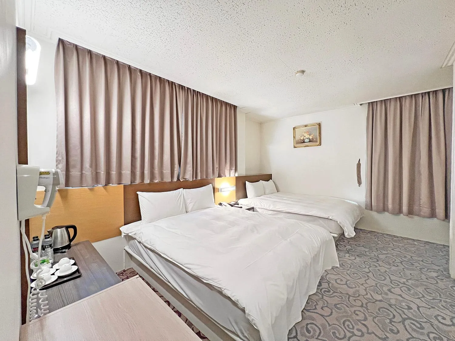 Bed in Foung Kou Hotel