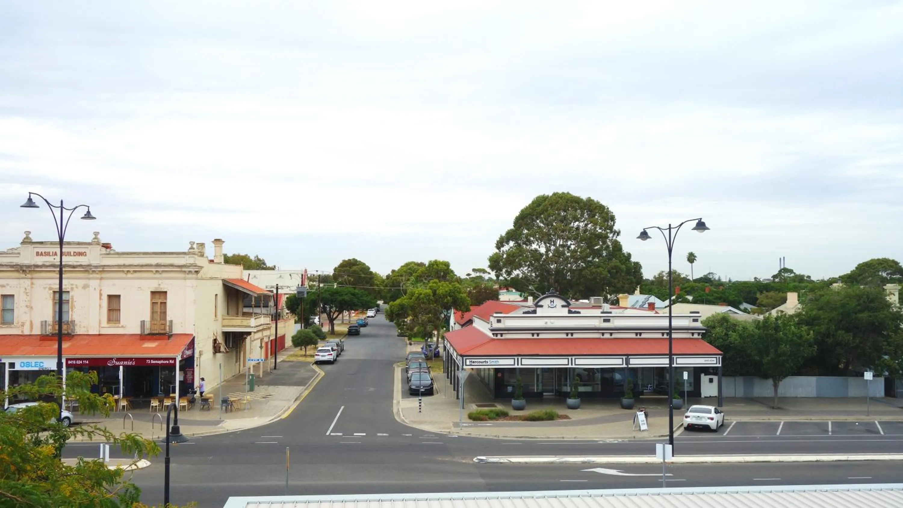 Balcony/Terrace in Semaphore Splash Apartments