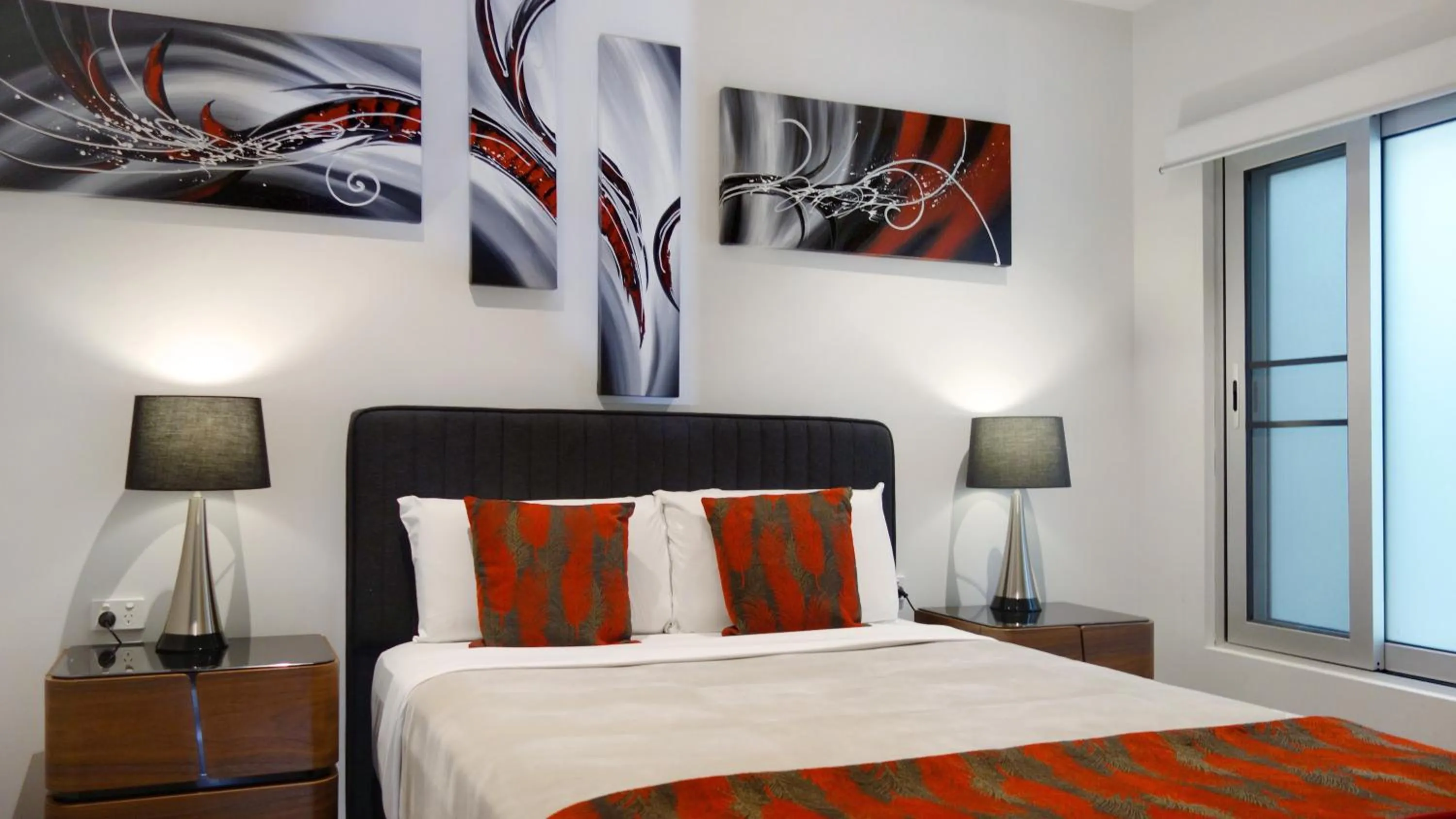 Bedroom, Bed in Semaphore Splash Apartments