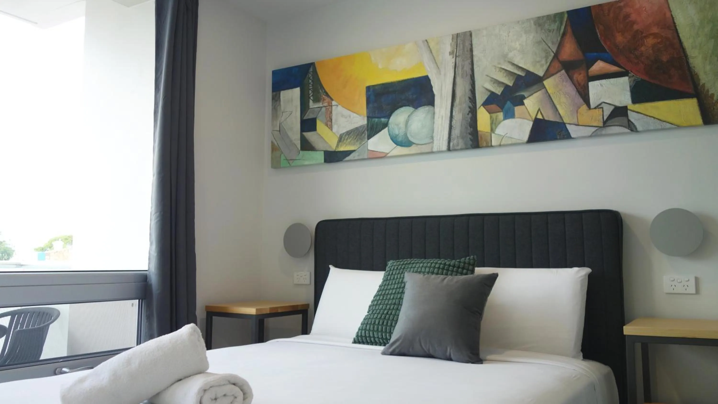 Bed in Semaphore Splash Apartments