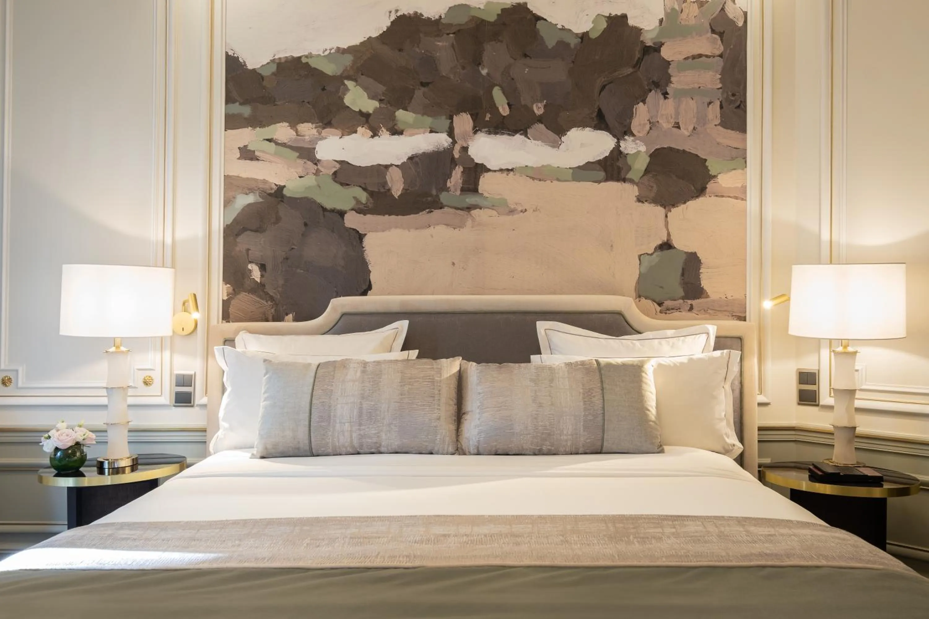 Bed in Hôtel Elysia by Inwood Hotels
