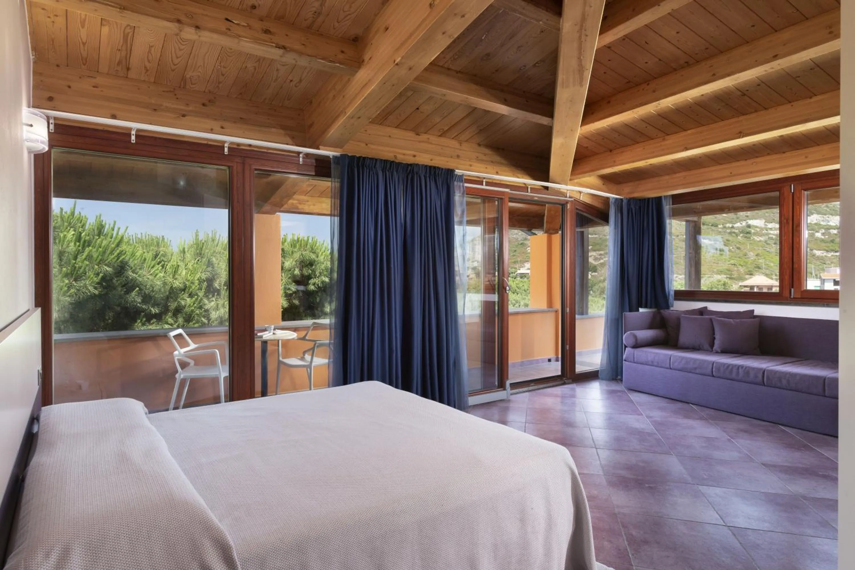 Day, Bed in Hotel Al Gabbiano