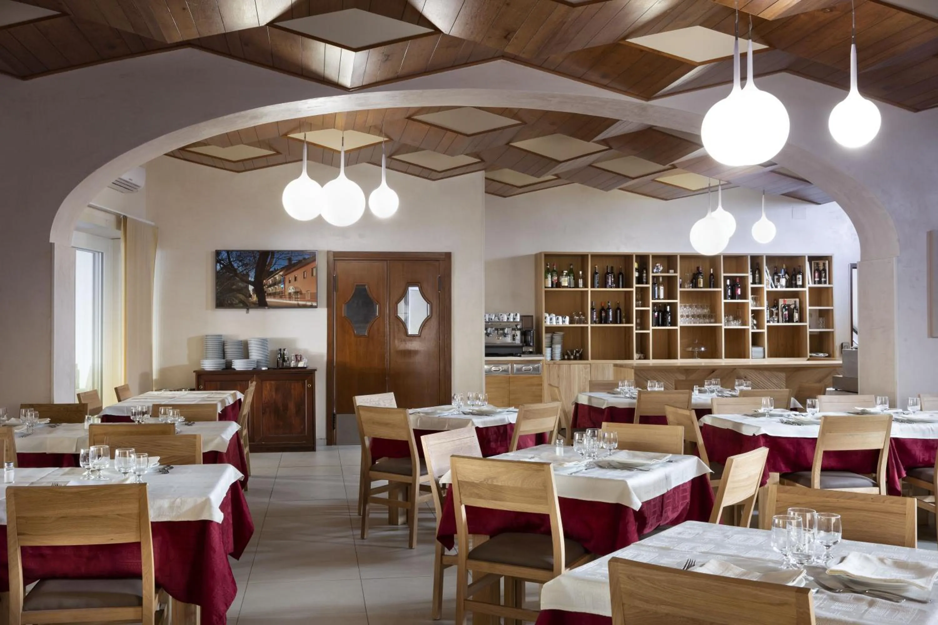 Restaurant/places to eat in Hotel Al Gabbiano