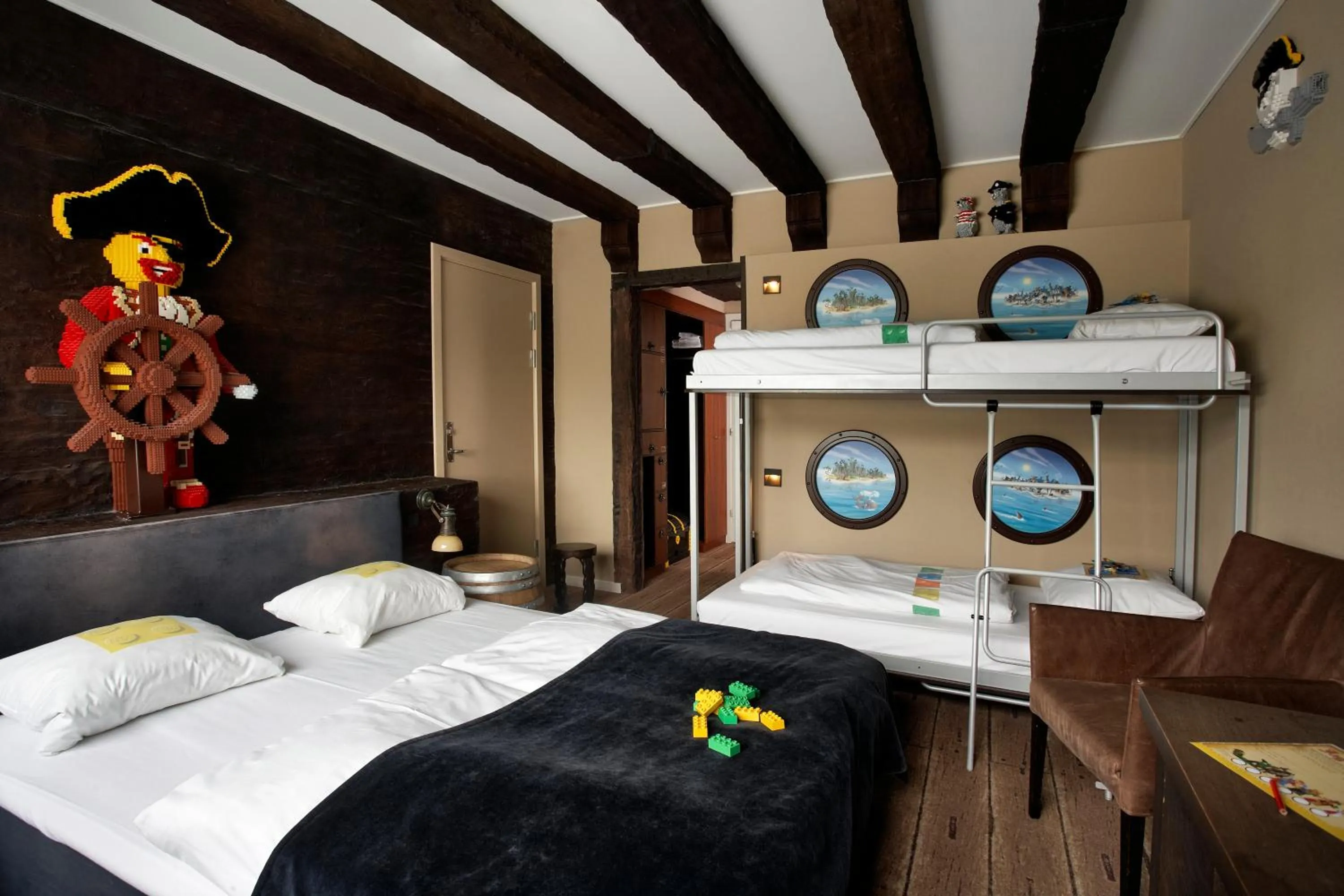 Photo of the whole room, Bed in Hotel Legoland