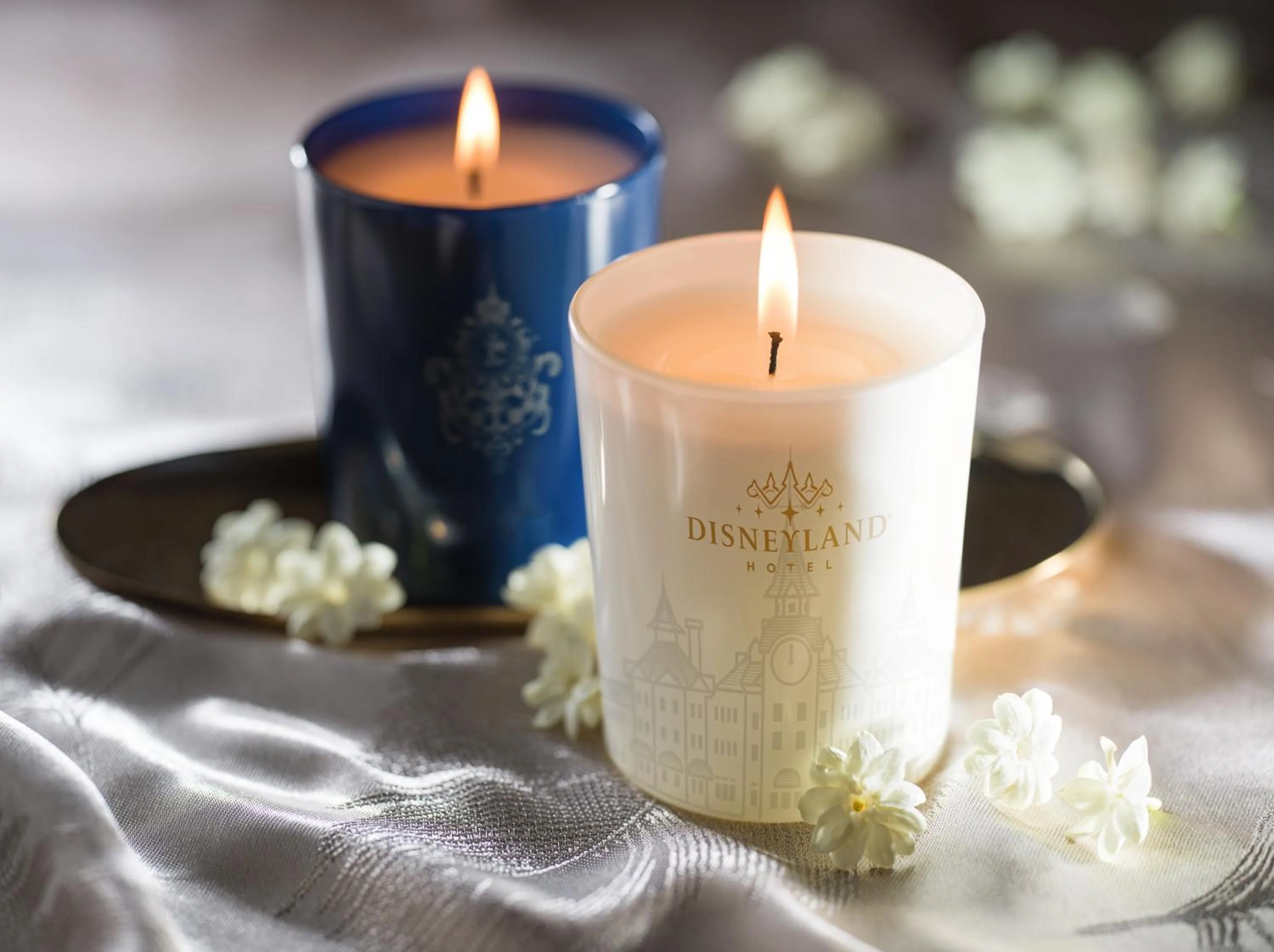 On-site shops in Disneyland® Hotel