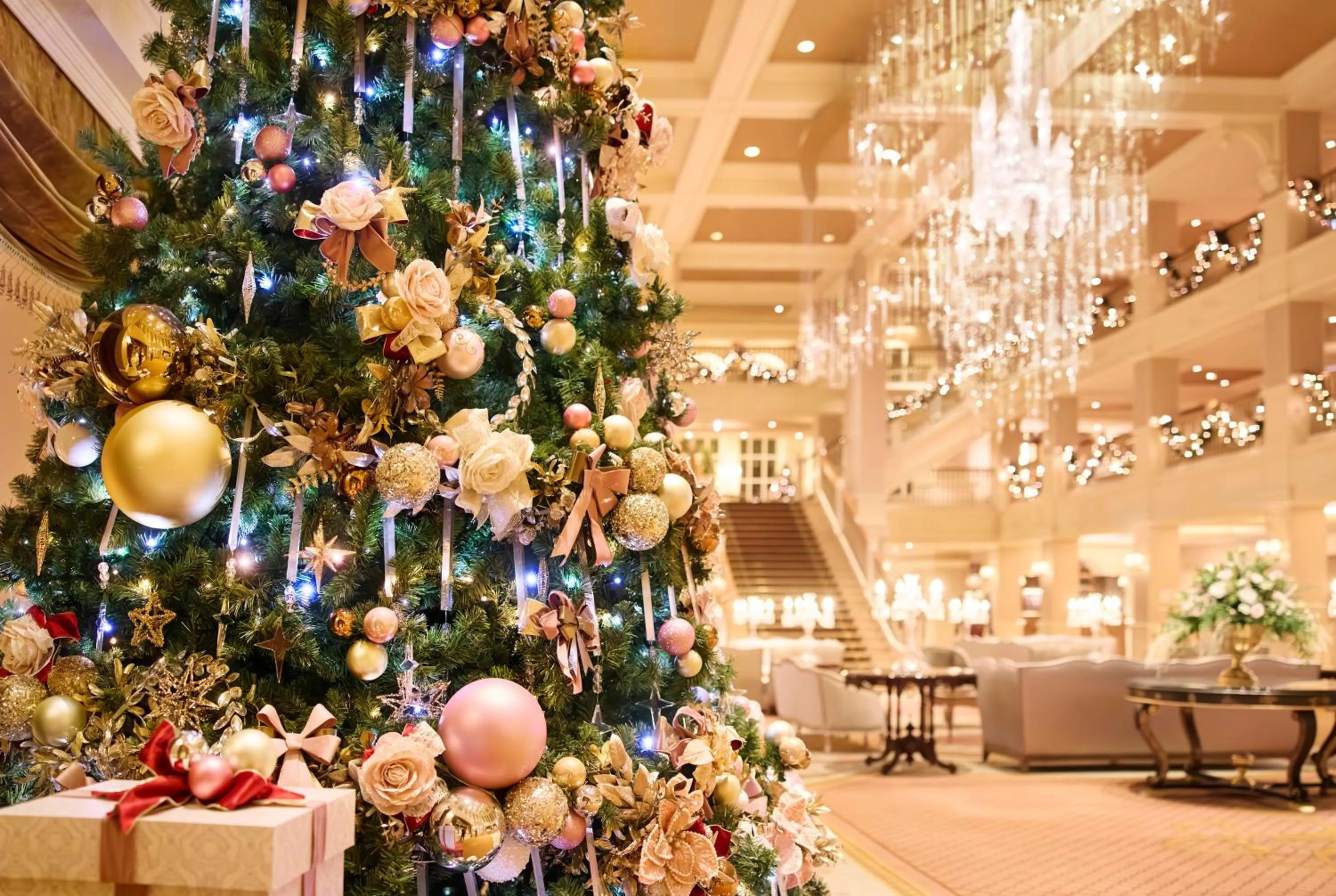 Lobby or reception in Disneyland® Hotel