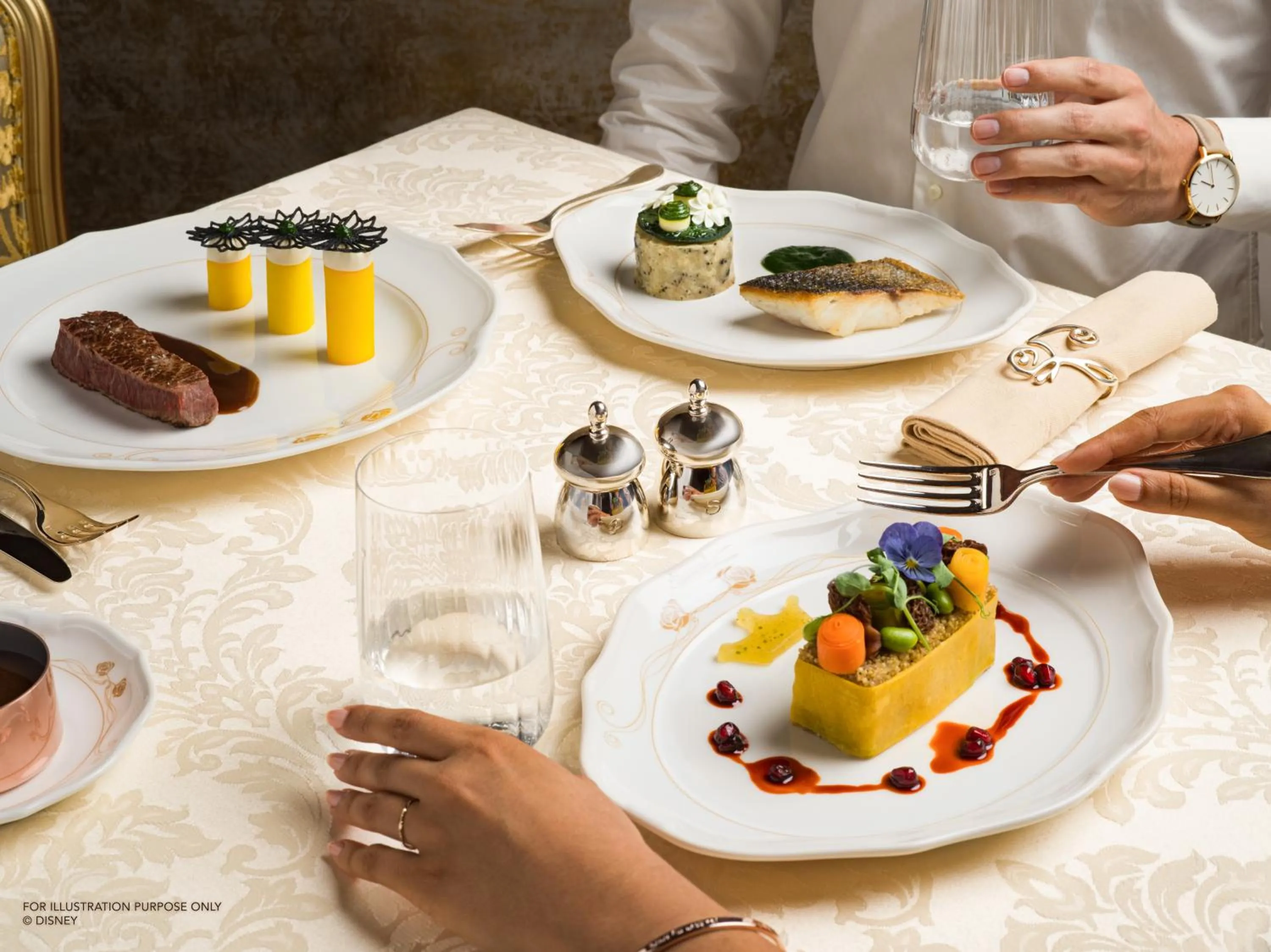 Food in Disneyland® Hotel