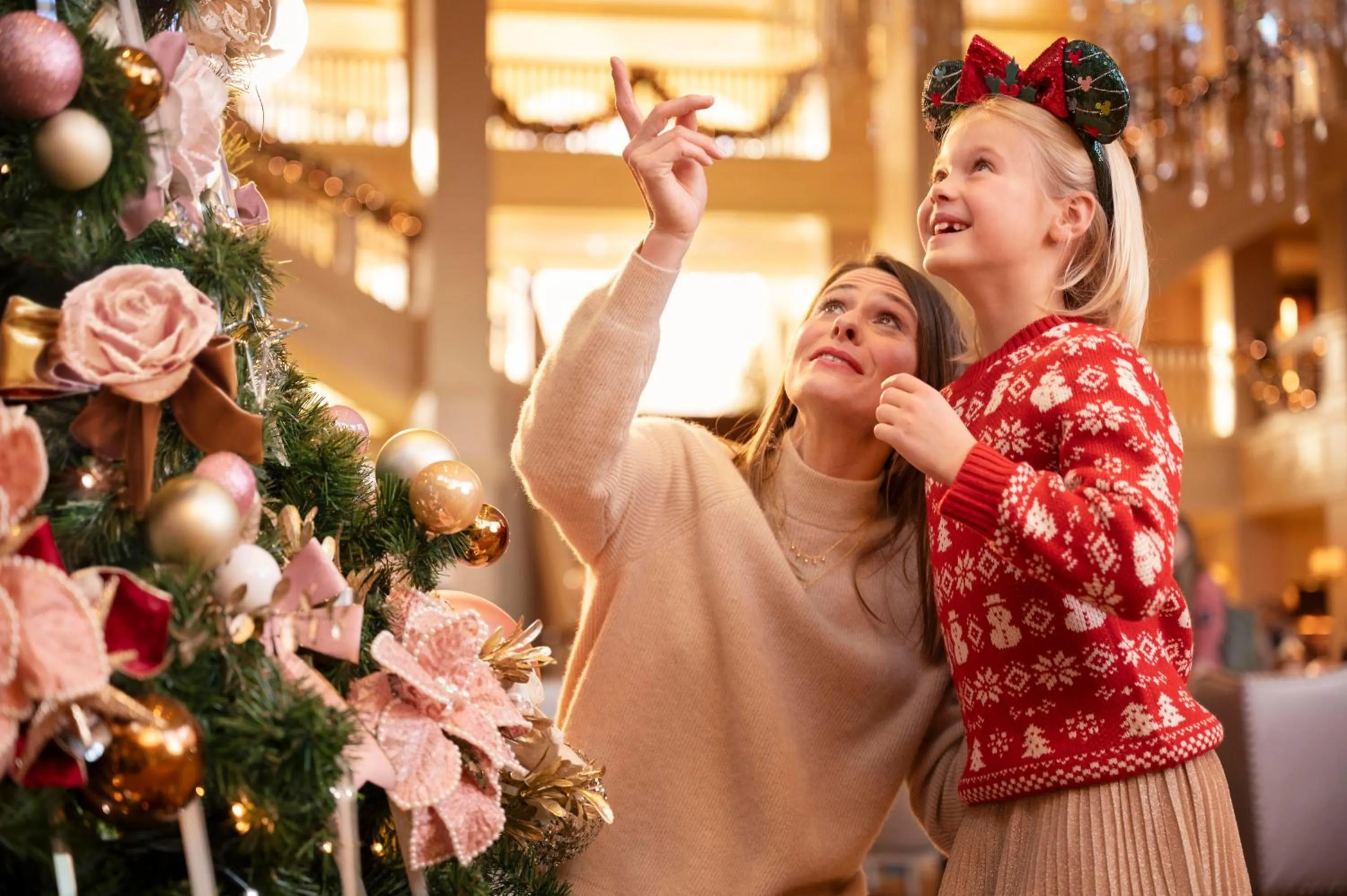 Lobby or reception in Disneyland® Hotel