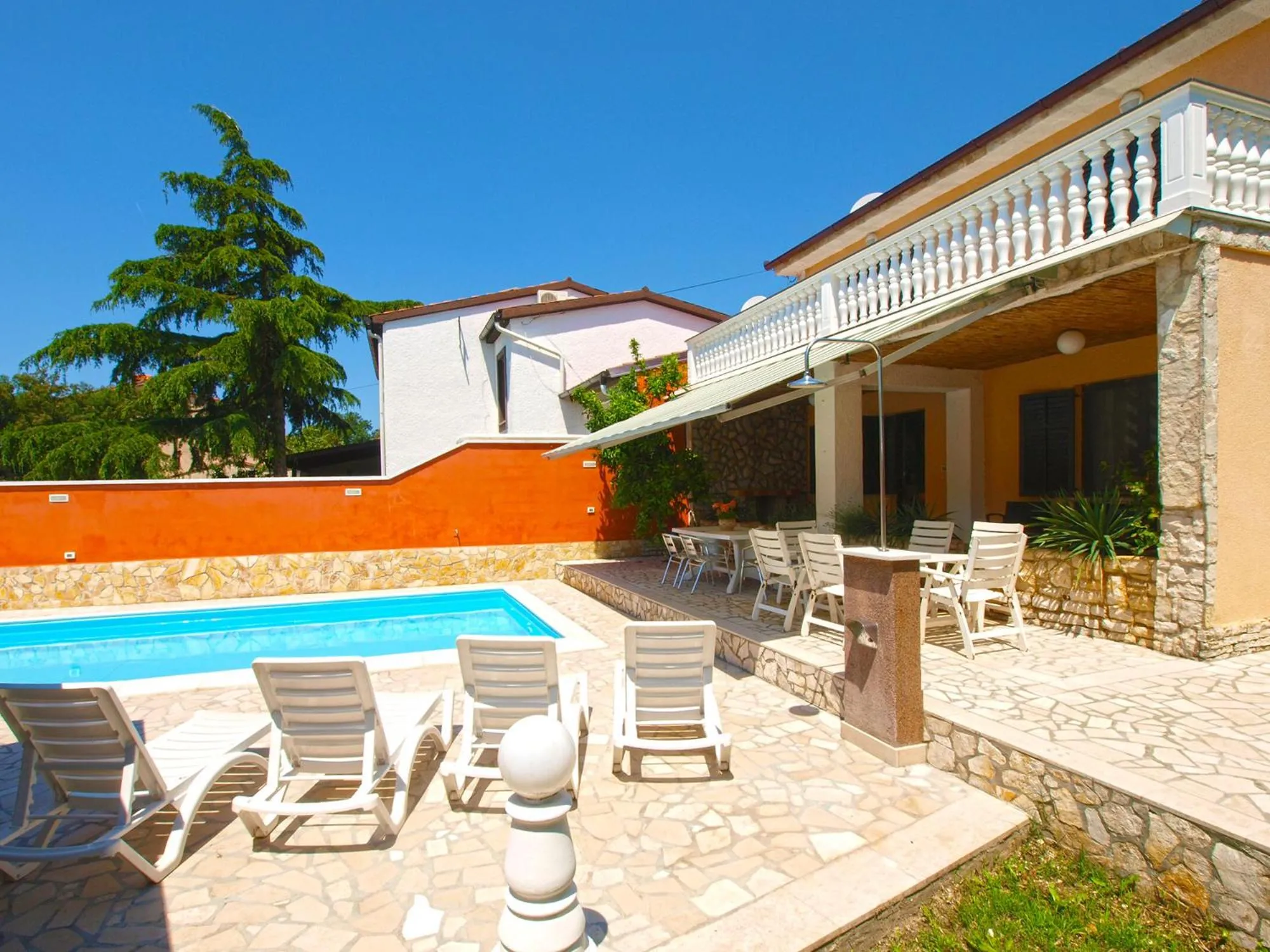House Puntizela with pool 747