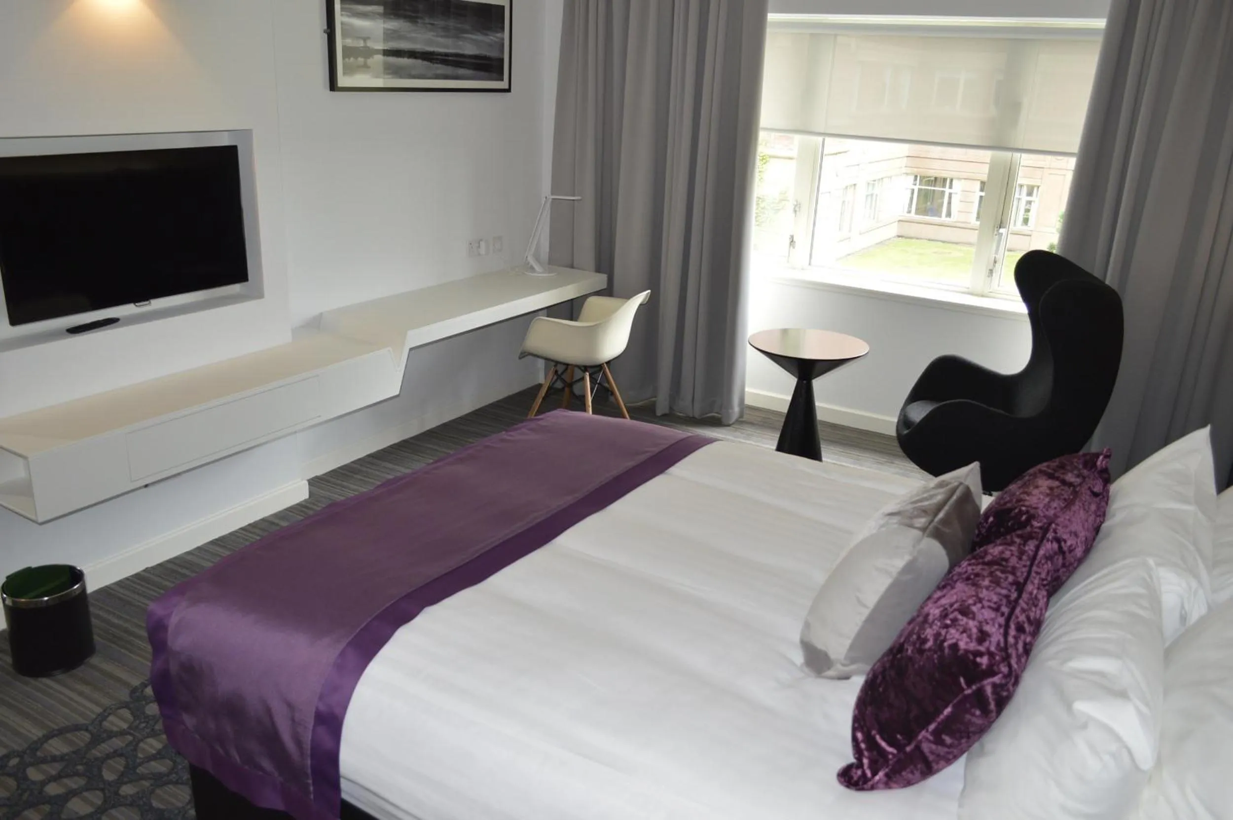 Bed in The Golden Jubilee Hotel