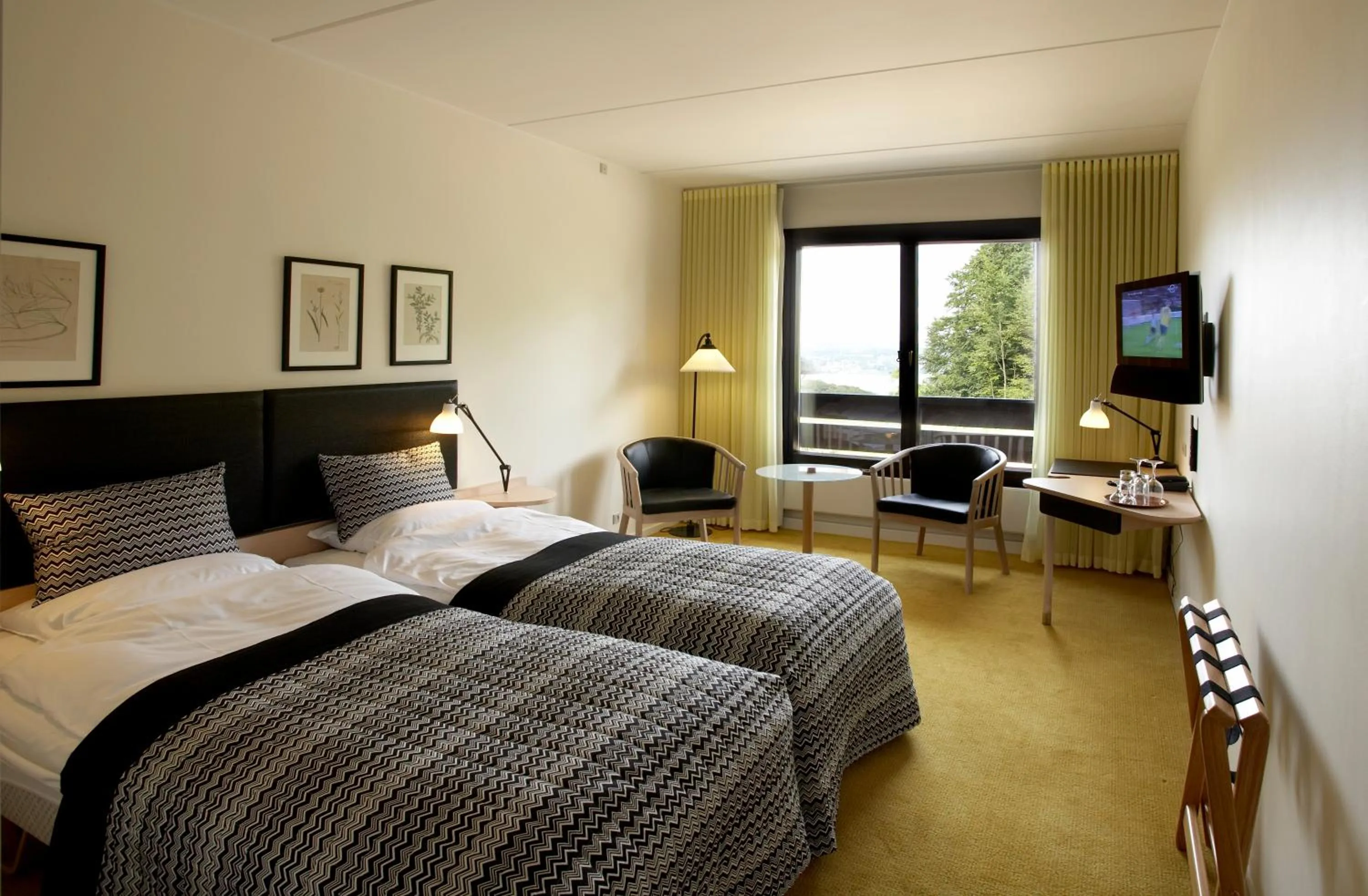 Photo of the whole room, Bed in Munkebjerg Hotel