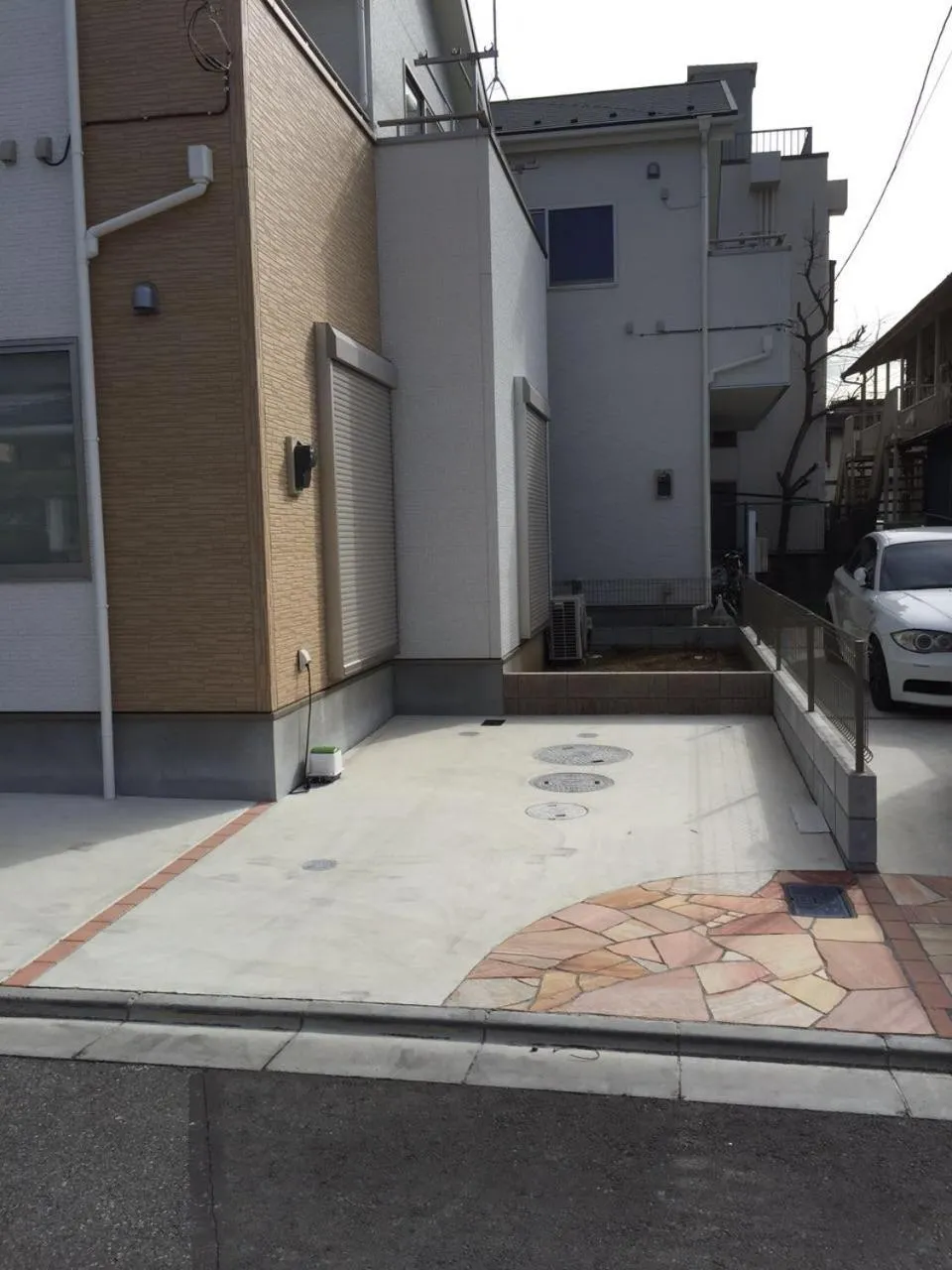 Property building in Hinode House