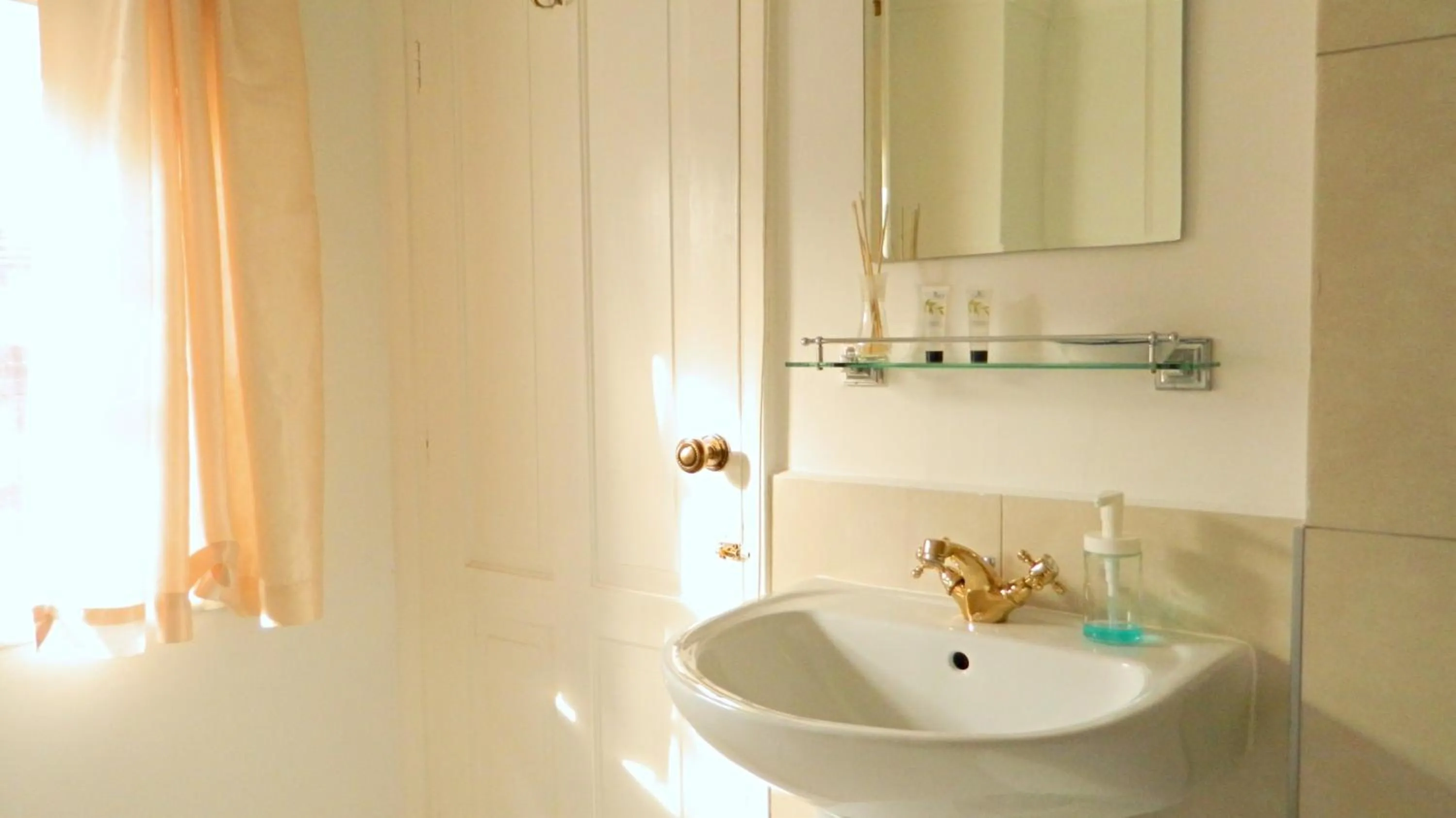 Kings Head Inn, Warwick