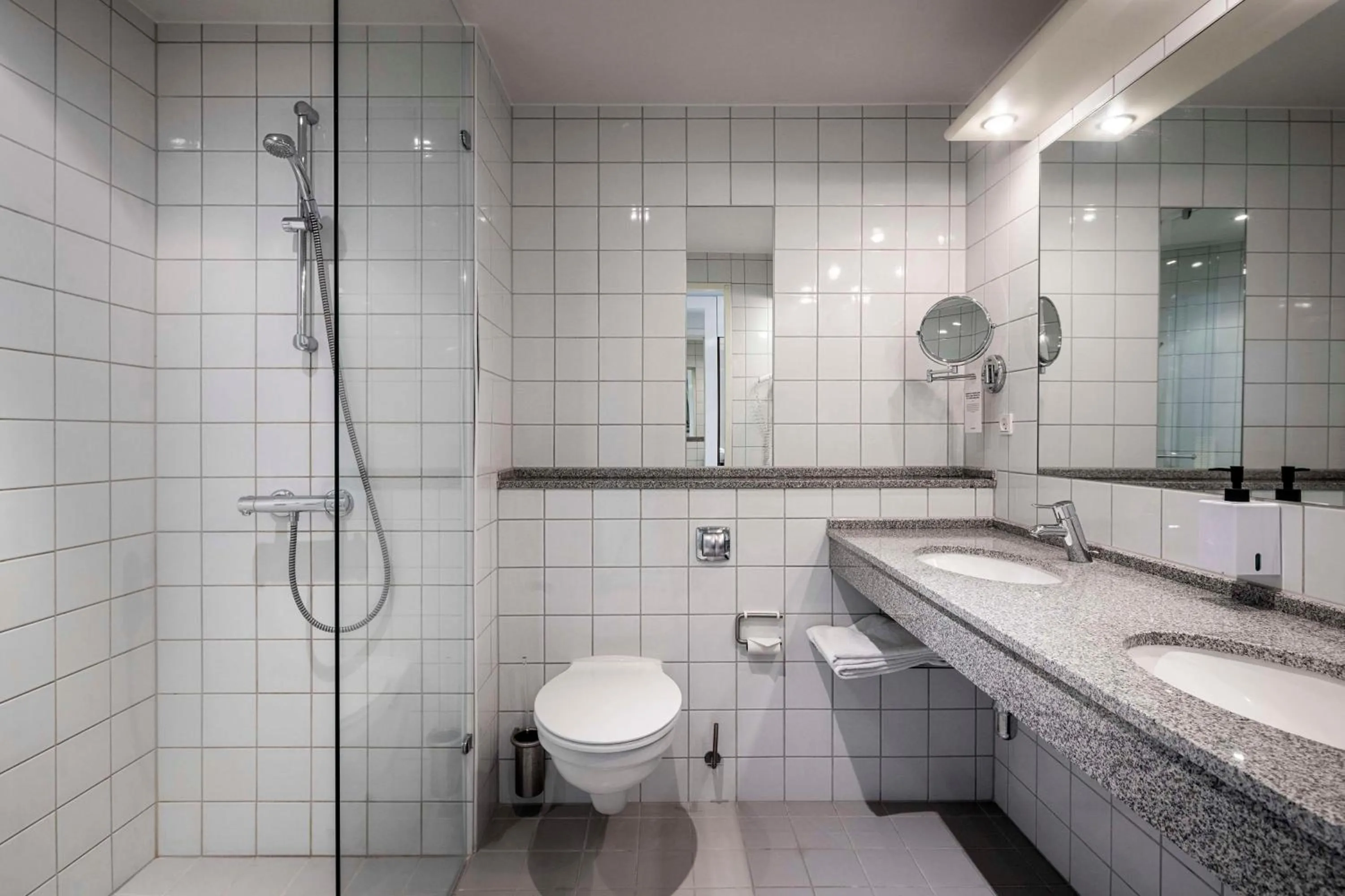 Bathroom in Scandic Opus Horsens