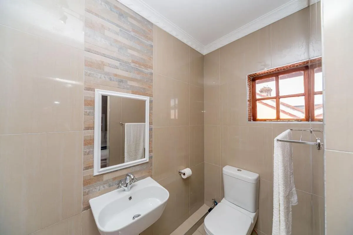 Bathroom in The Musafer Travel Lodge