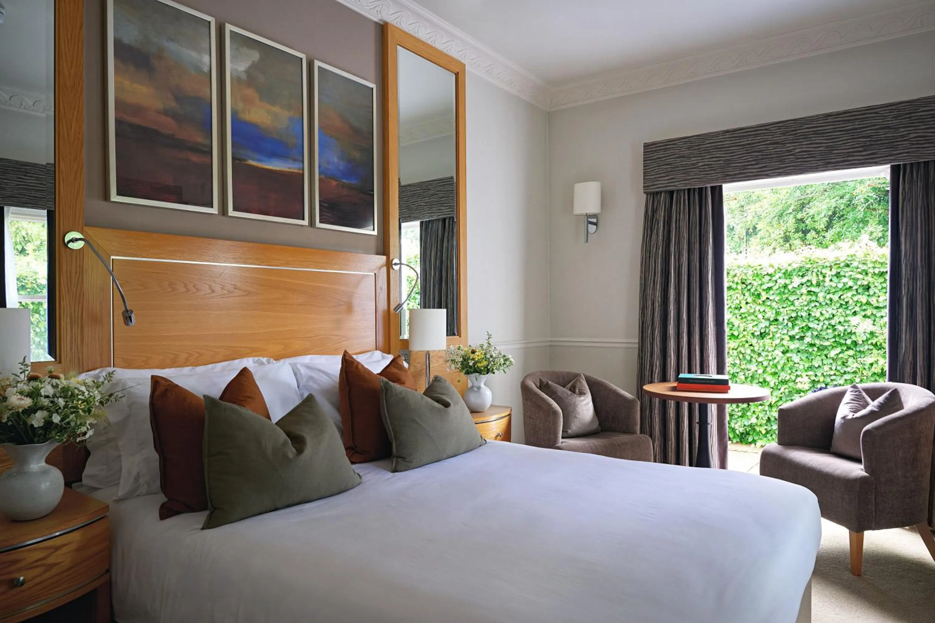 Bedroom, Bed in Buxted Park Hotel