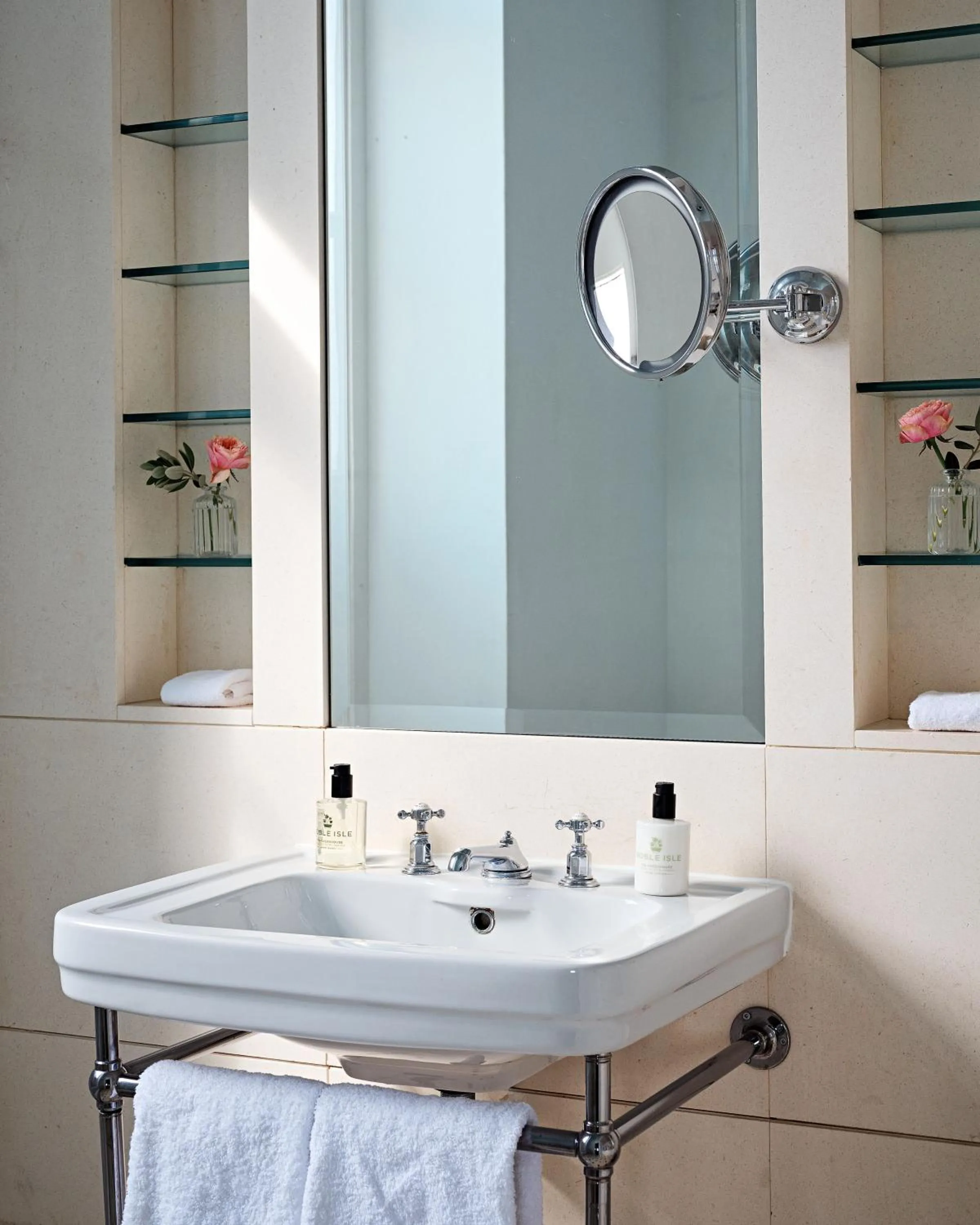 Bathroom in Buxted Park Hotel