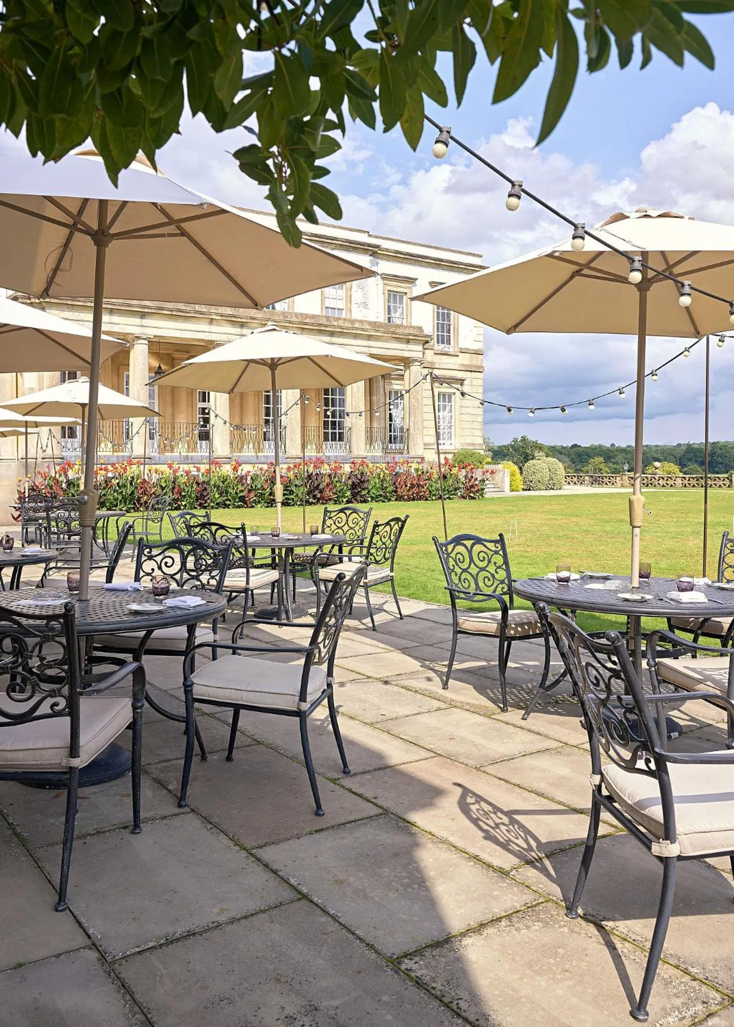 Restaurant/places to eat in Buxted Park Hotel