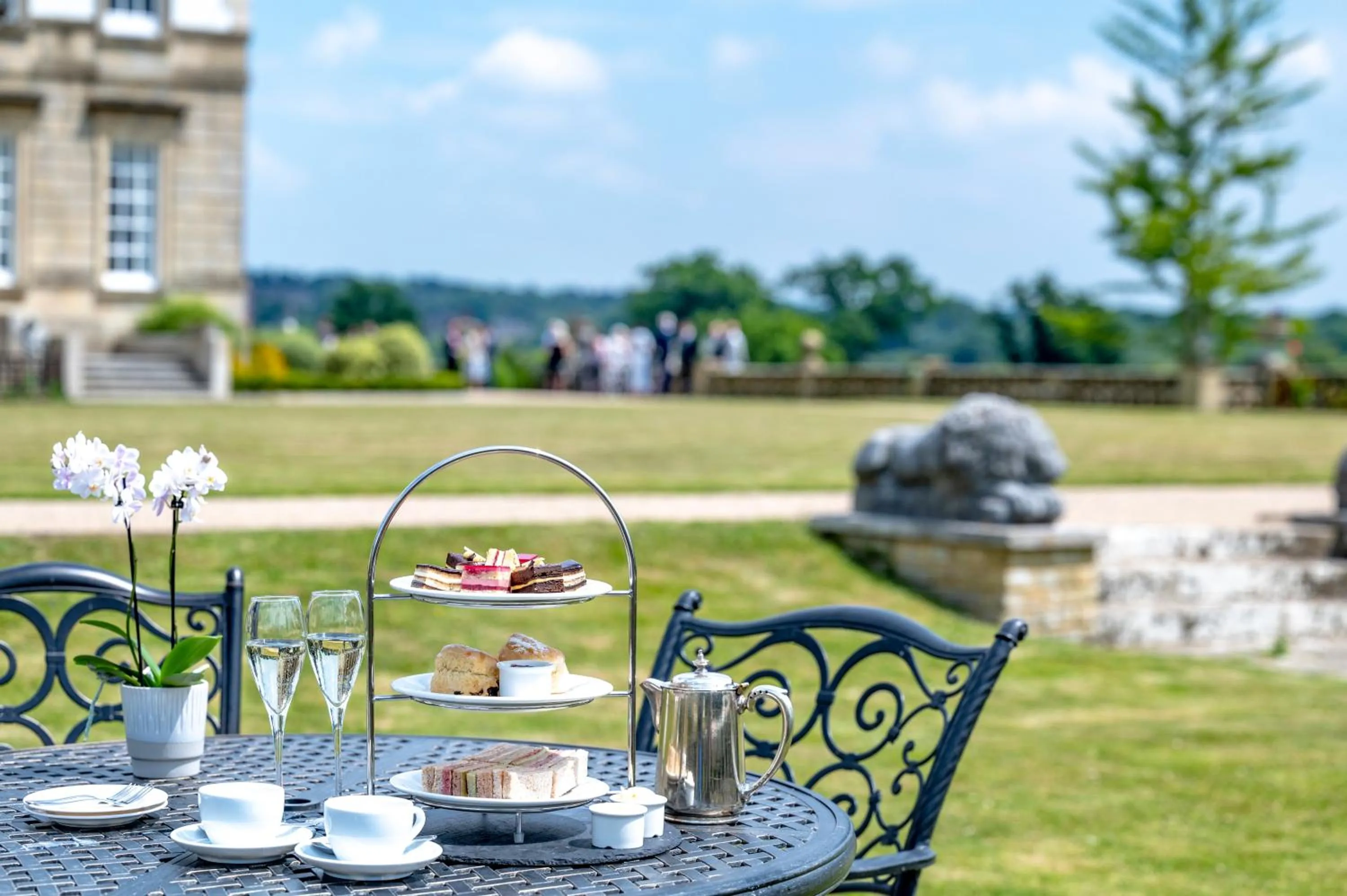 Spring in Buxted Park Hotel