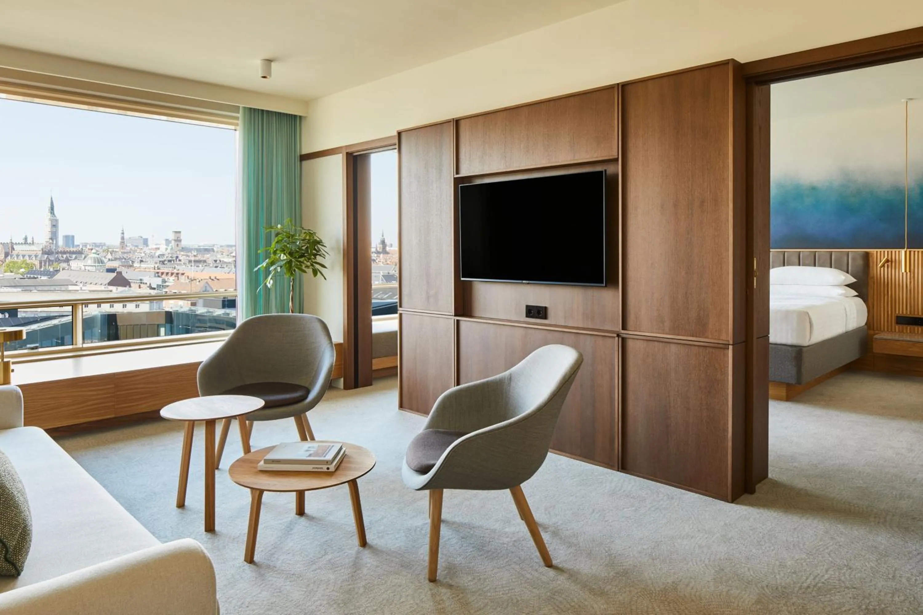 Photo of the whole room in Copenhagen Marriott Hotel